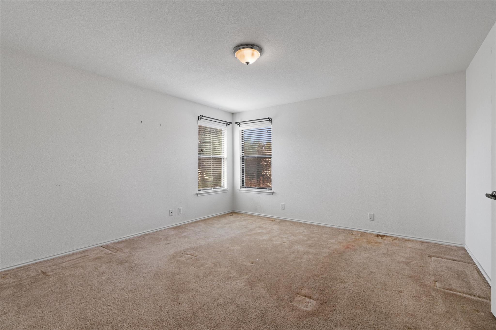 5700 Welsh Way, Del Valle, TX 78617