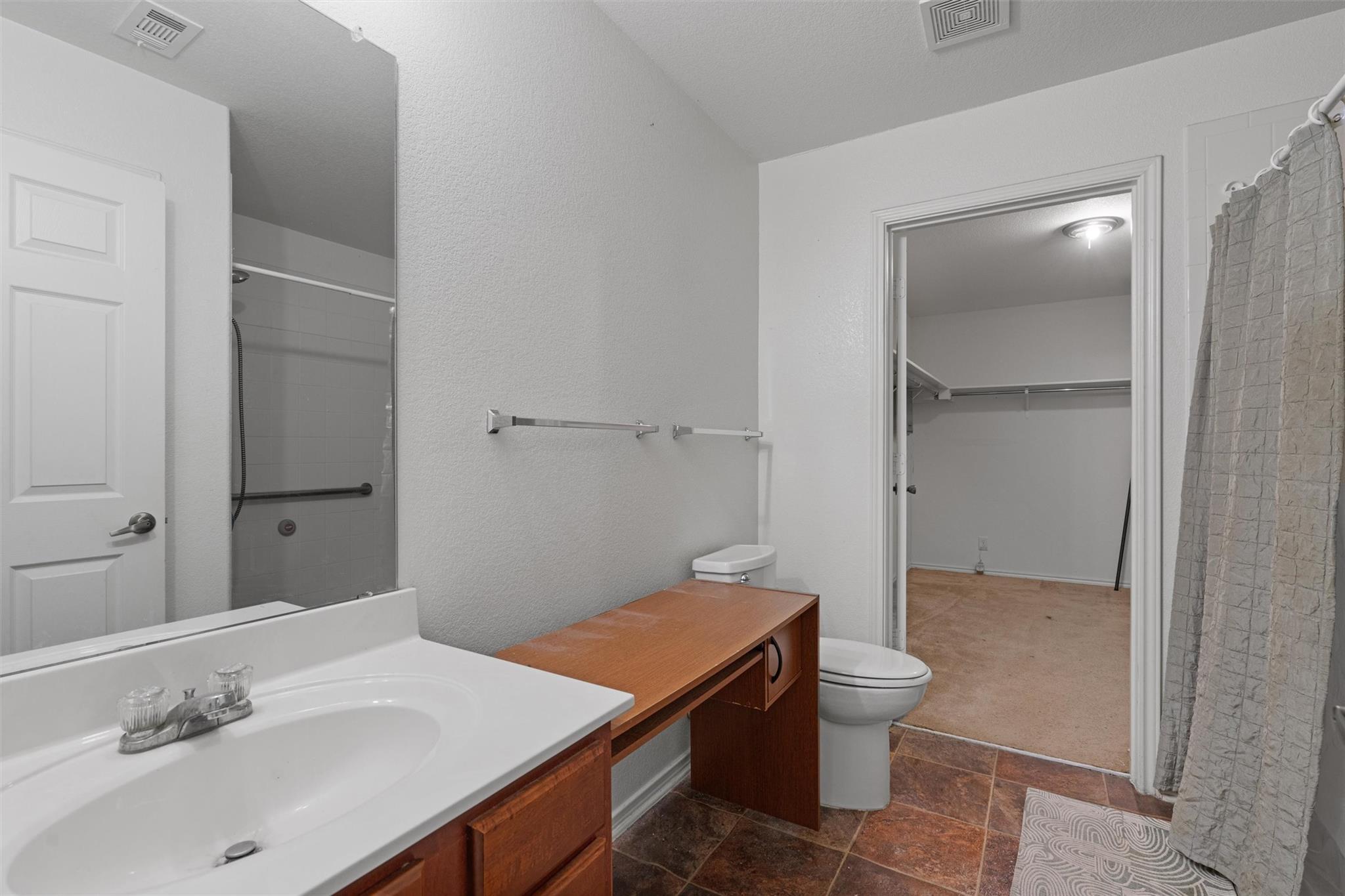 5700 Welsh Way, Del Valle, TX 78617