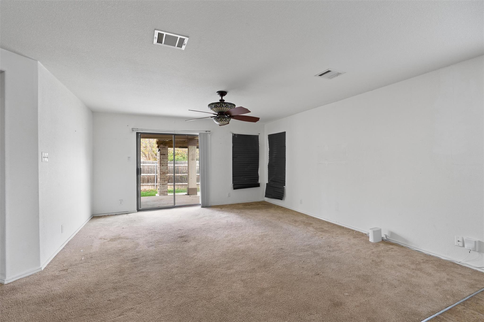 5700 Welsh Way, Del Valle, TX 78617