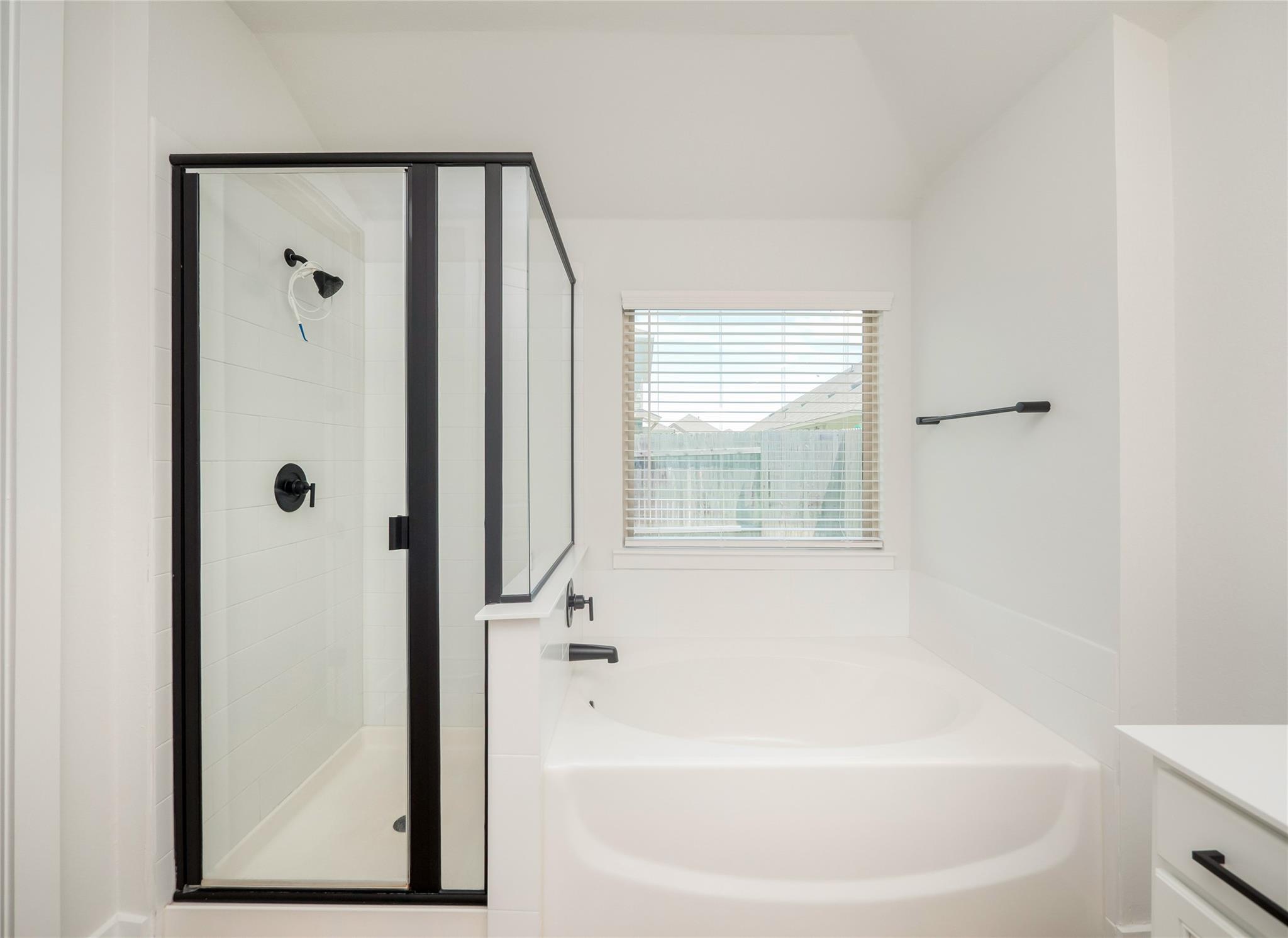 122 Biscayne Bay Bnd, Kyle, TX 78640