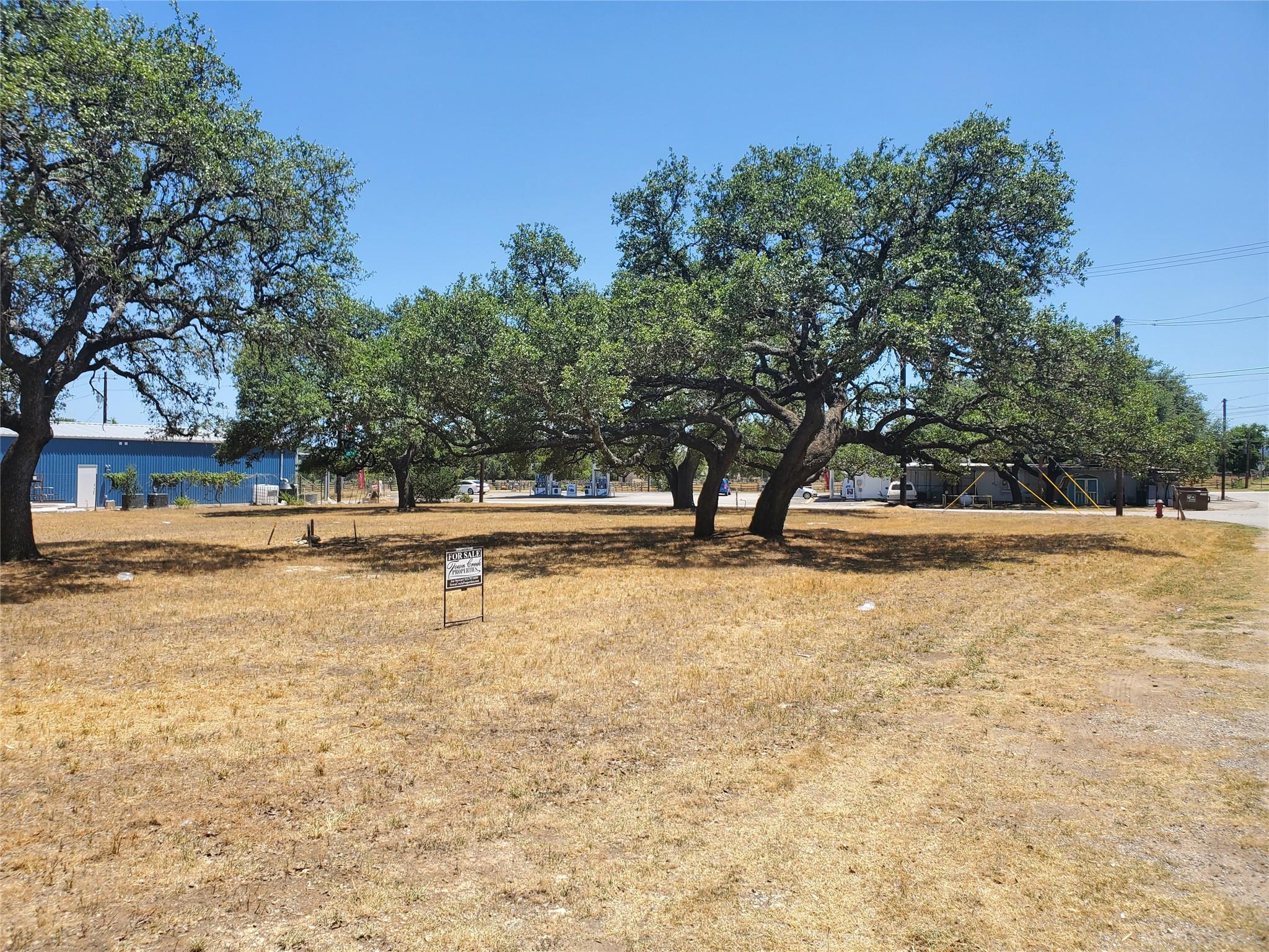 104 N Avenue N St, Johnson City, TX 78636