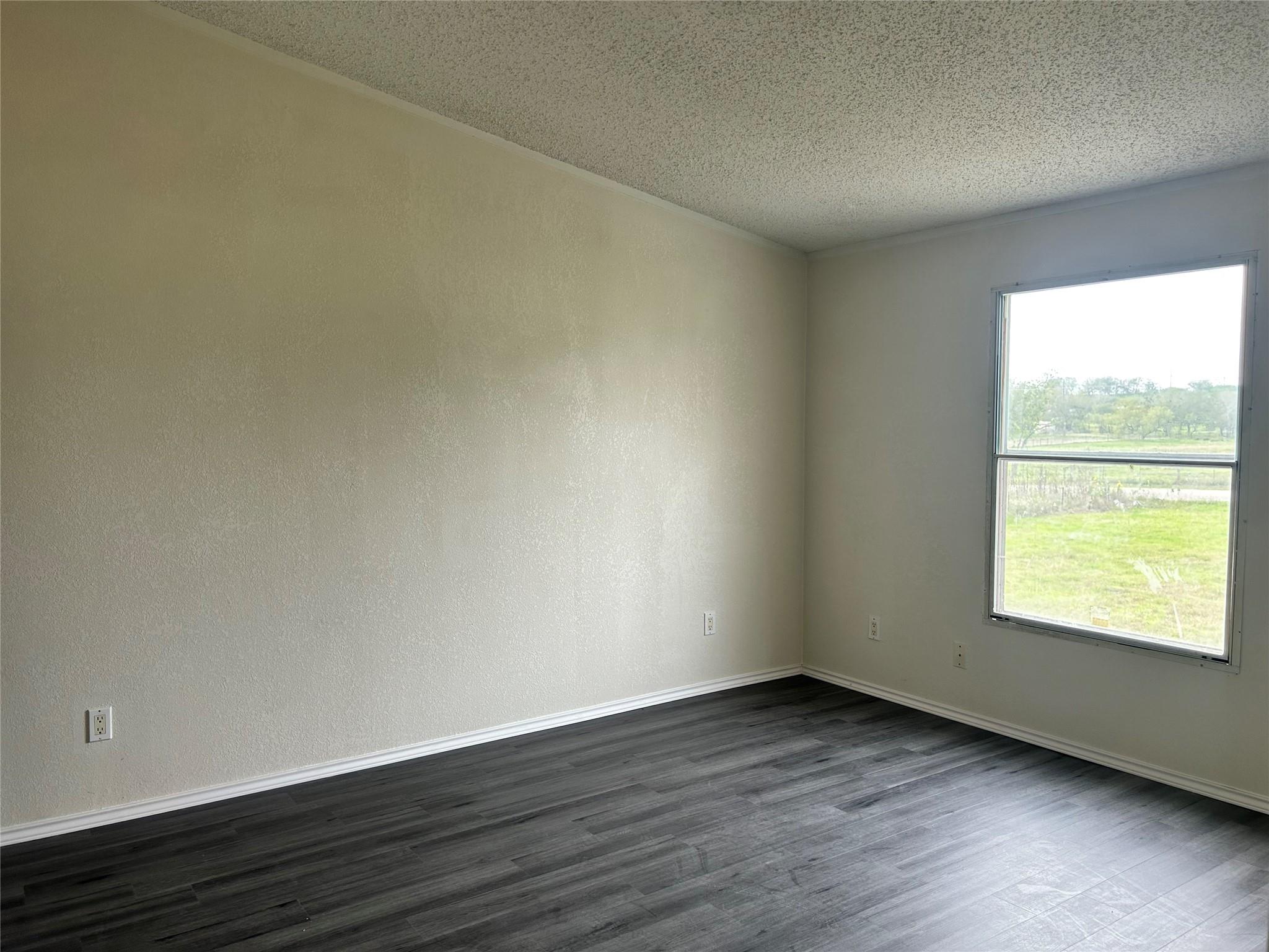109 Appaloosa Dr, Kyle, TX 78640