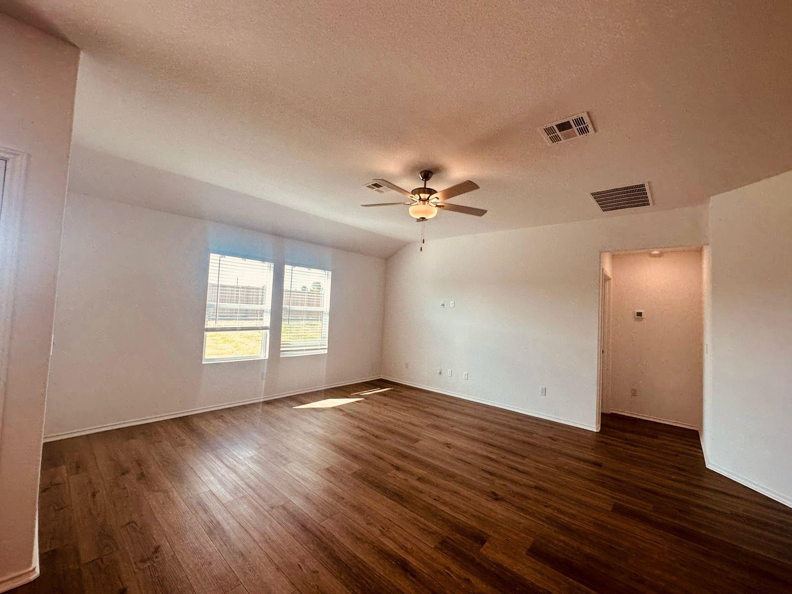 678 Silver Springs, Kyle, TX 78640