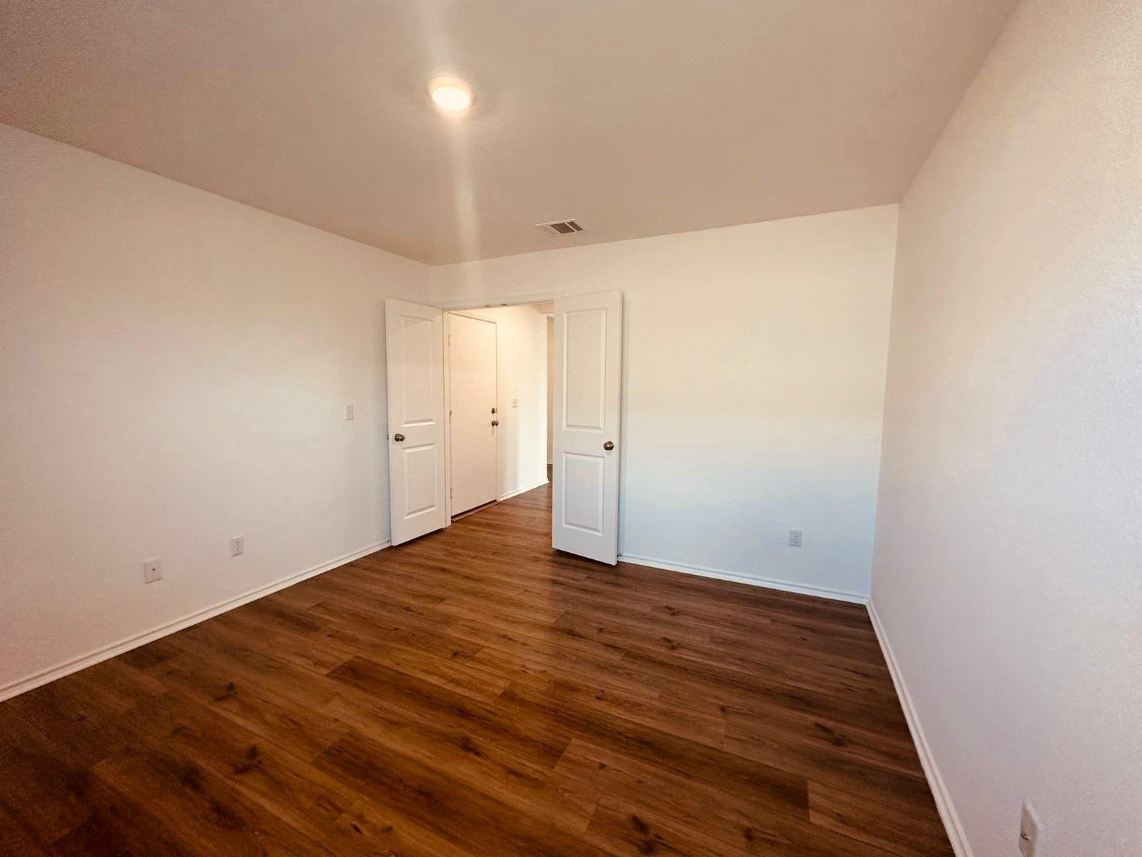 678 Silver Springs, Kyle, TX 78640