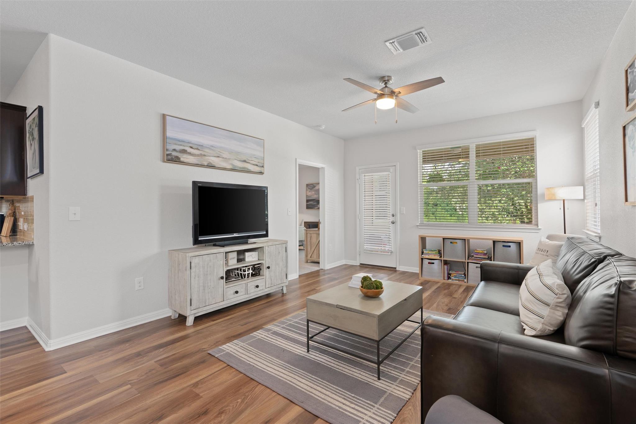 1701 Logan Dr # 38, Round Rock, TX 78664