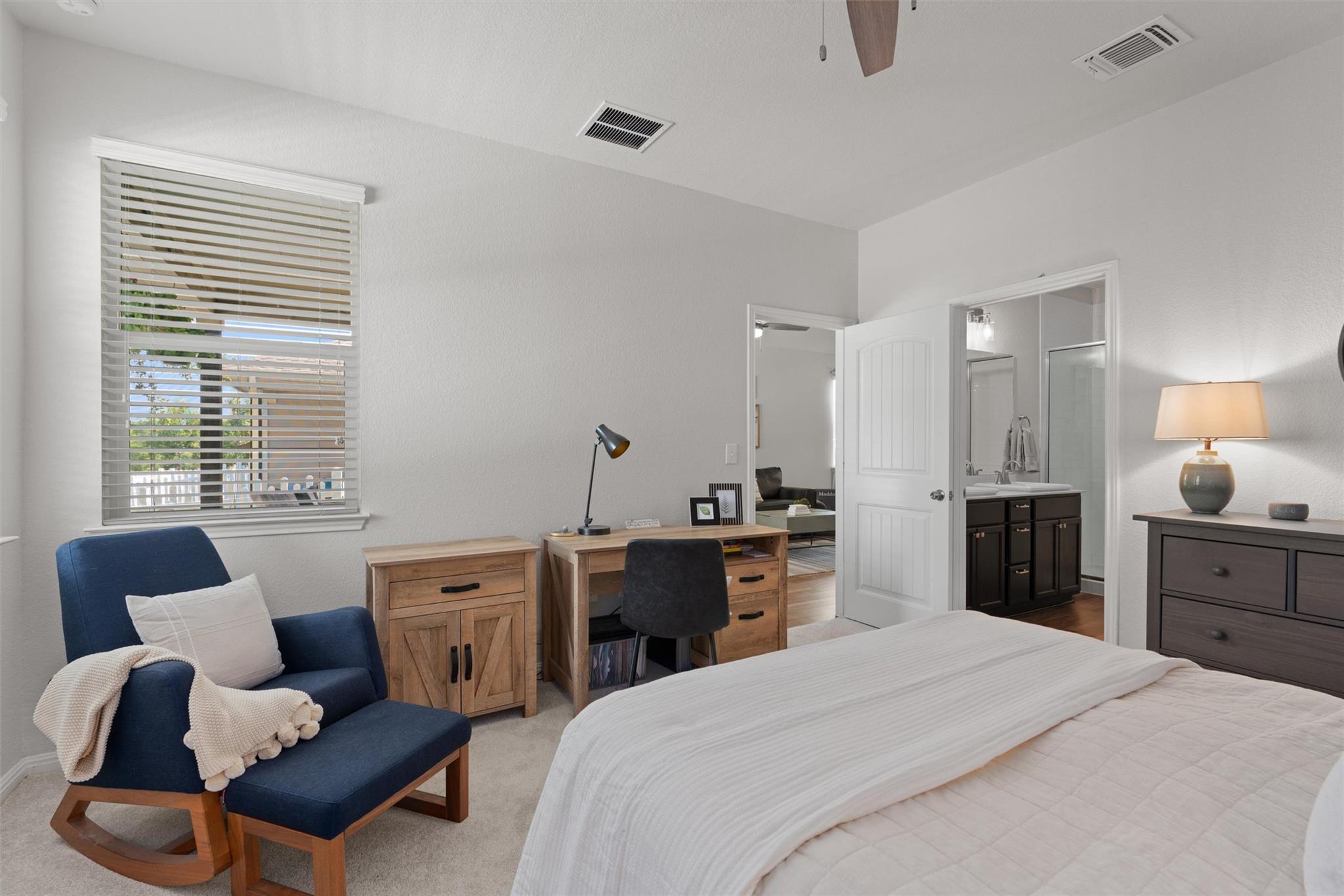 1701 Logan Dr # 38, Round Rock, TX 78664