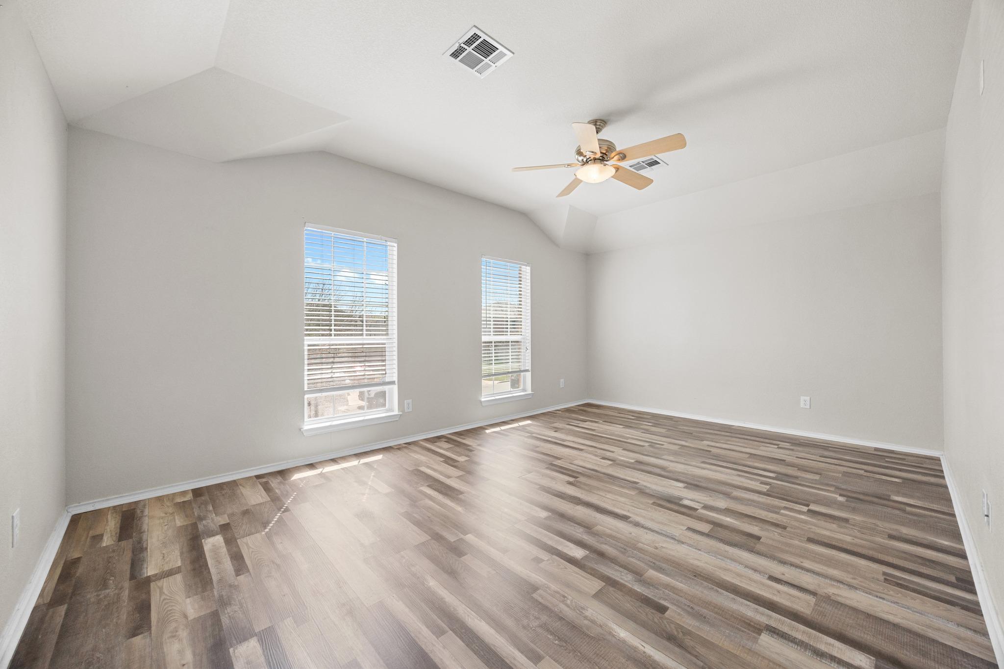 2049 Rachel Ln, Round Rock, TX 78664