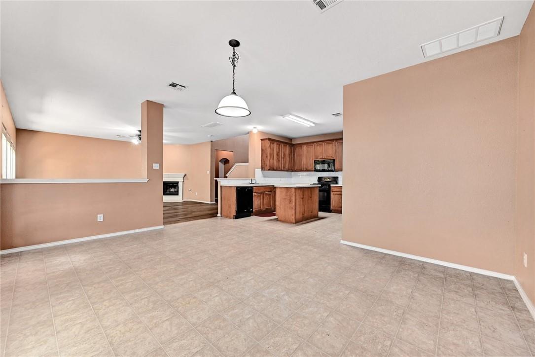 2049 Rachel Ln, Round Rock, TX 78664