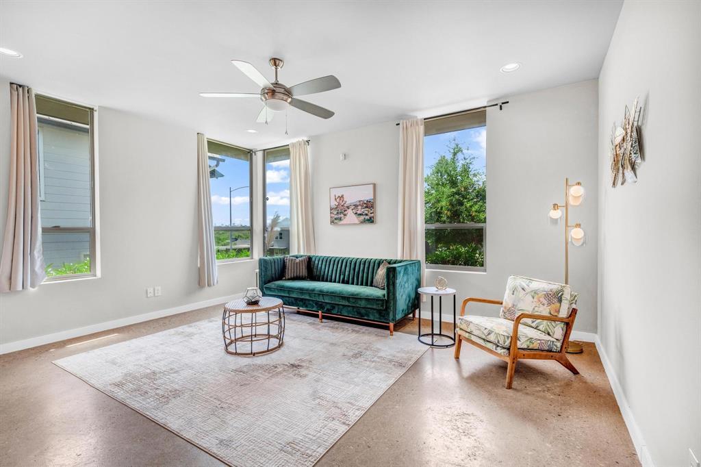 5325 Sendero Hills Pkwy, Austin, TX 78724