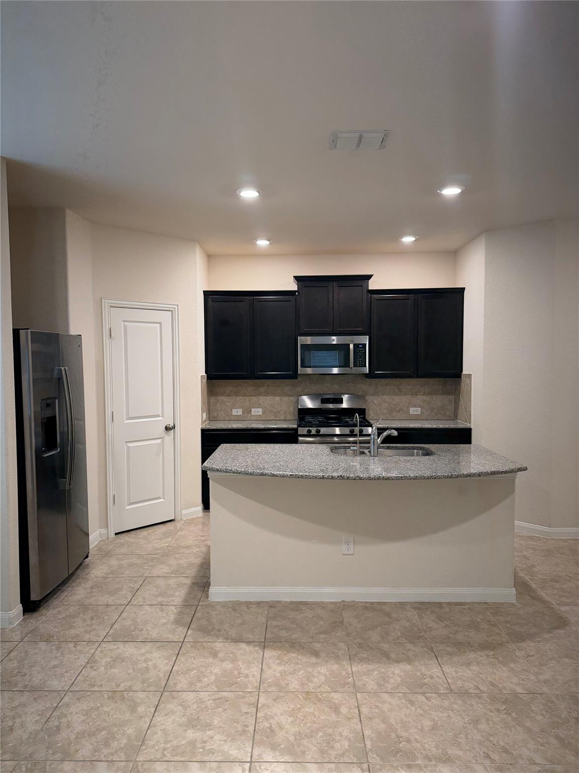 369 Shale Cir, Buda, TX 78610