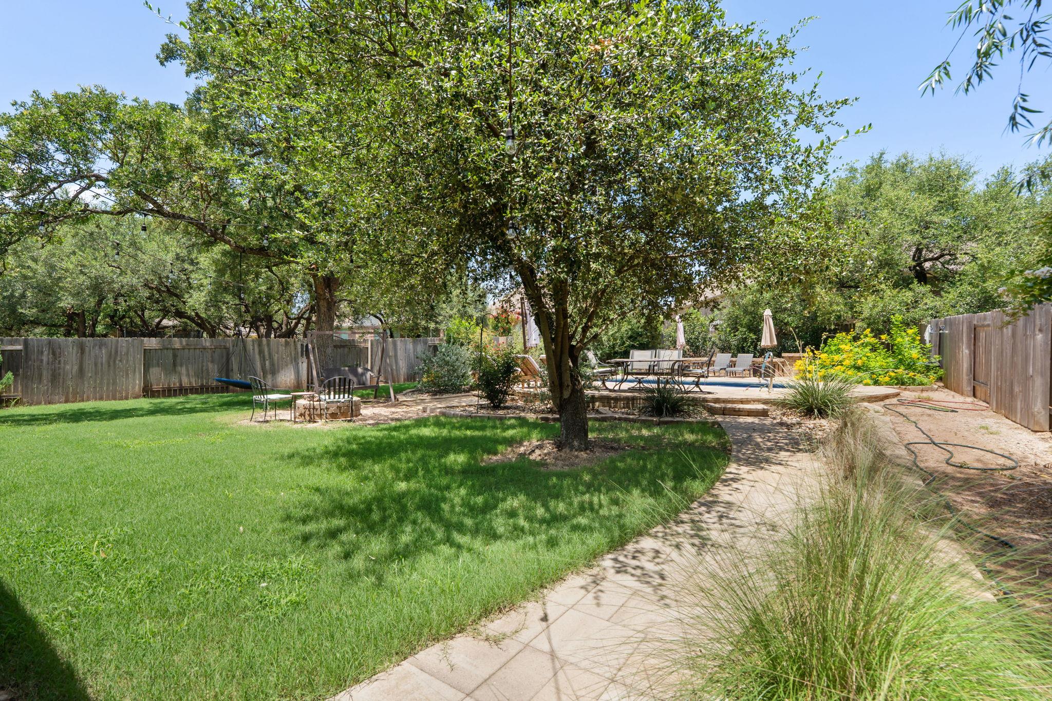 2036 Limestone Lake Dr, Georgetown, TX 78633