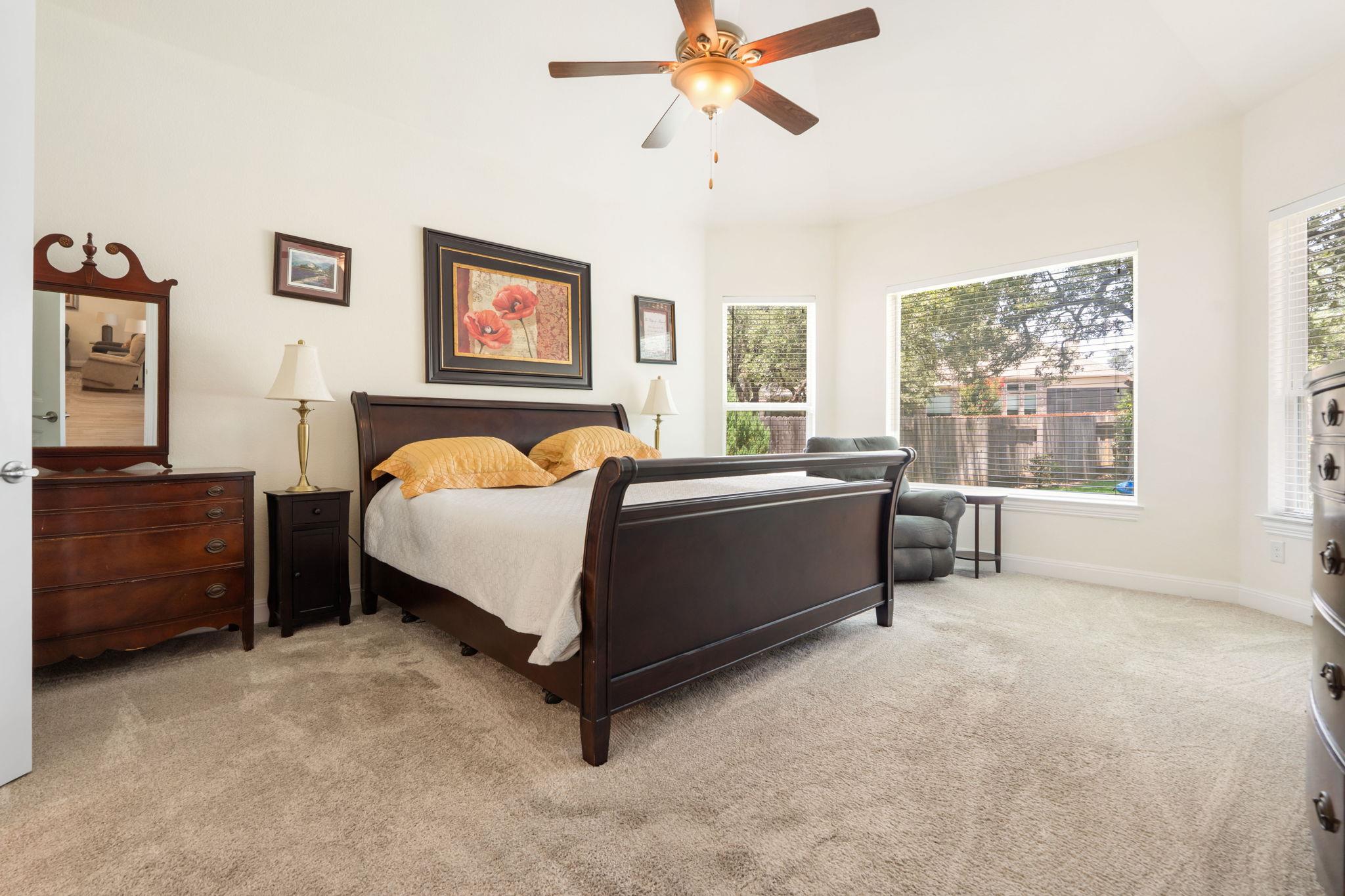 2036 Limestone Lake Dr, Georgetown, TX 78633