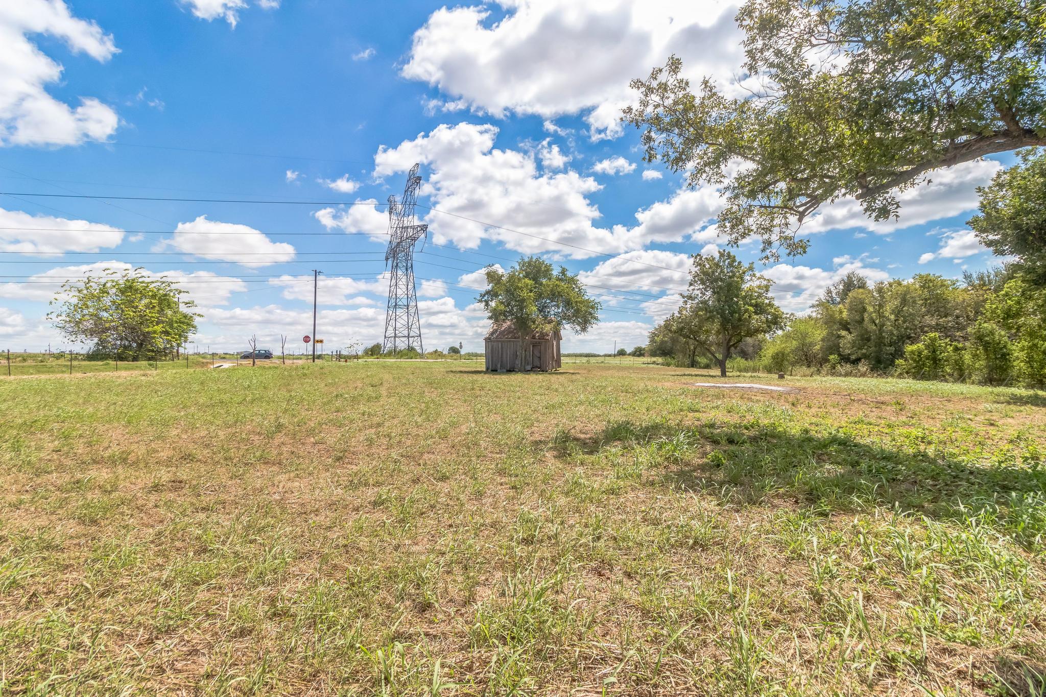 1900 County Road 330, Granger, TX 76530