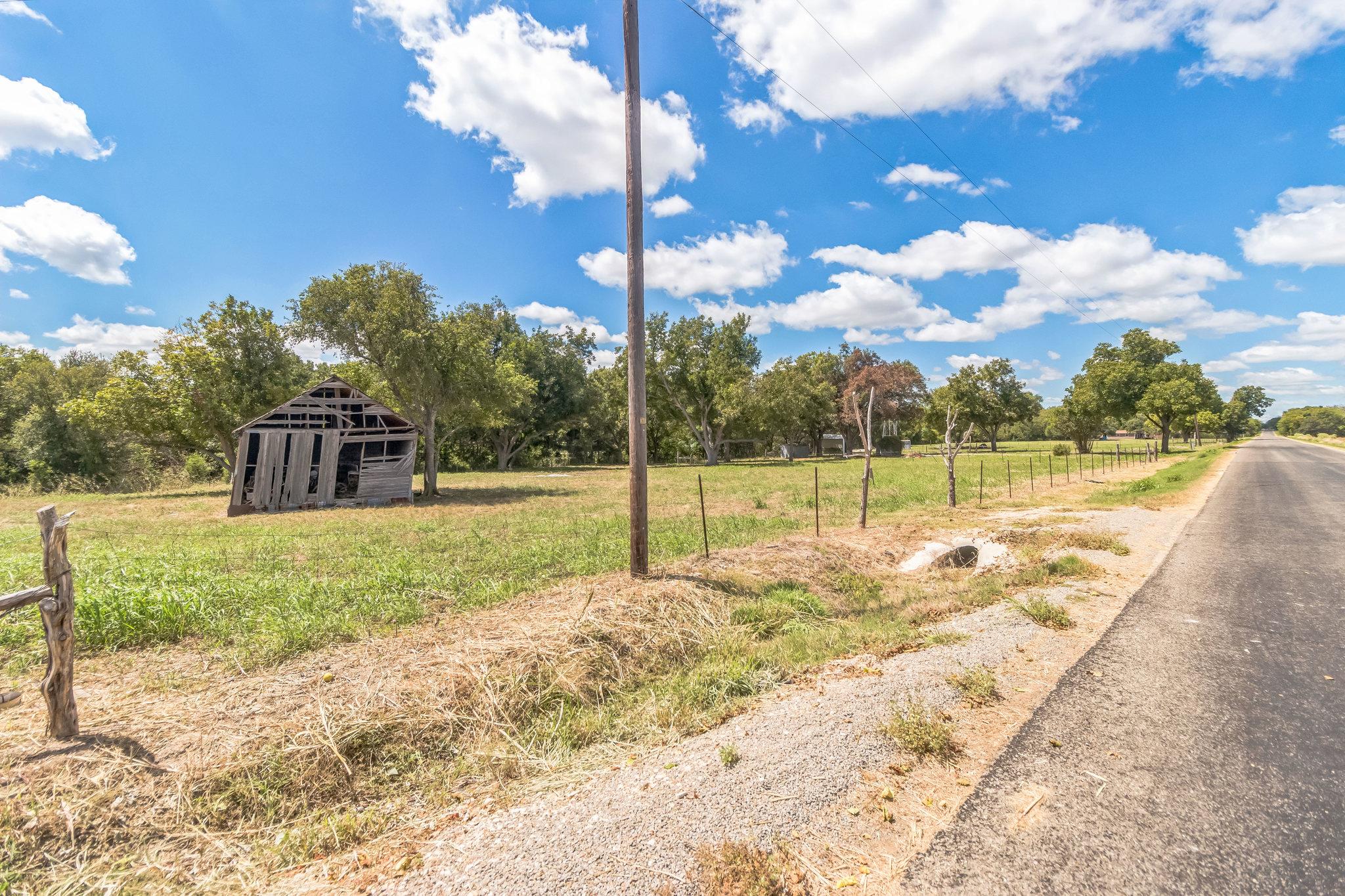 1900 County Road 330, Granger, TX 76530