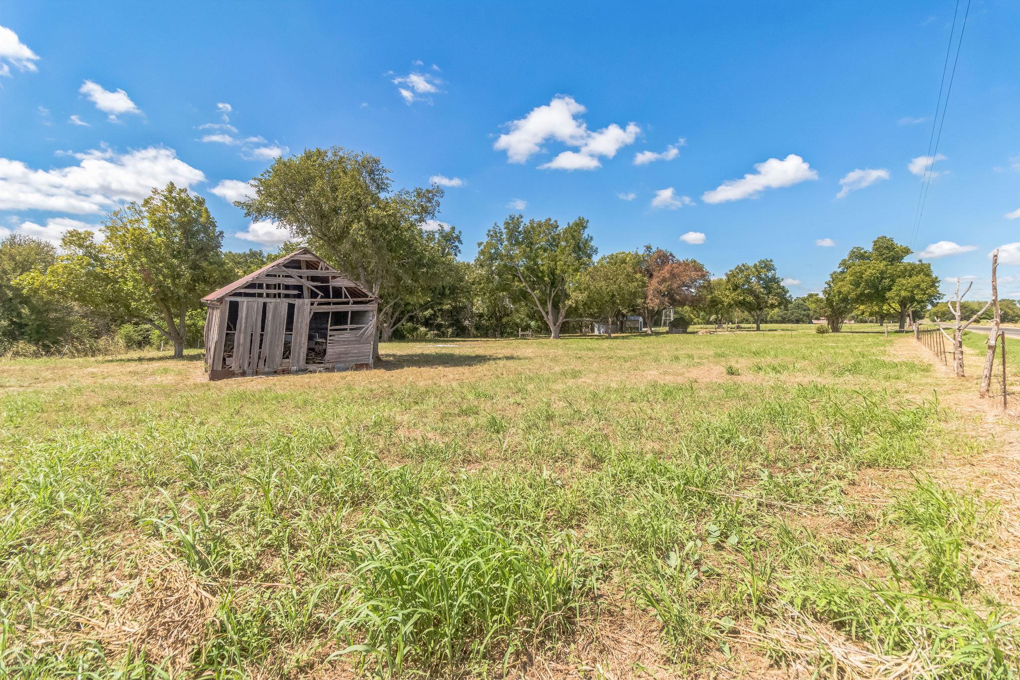 1900 County Road 330, Granger, TX 76530