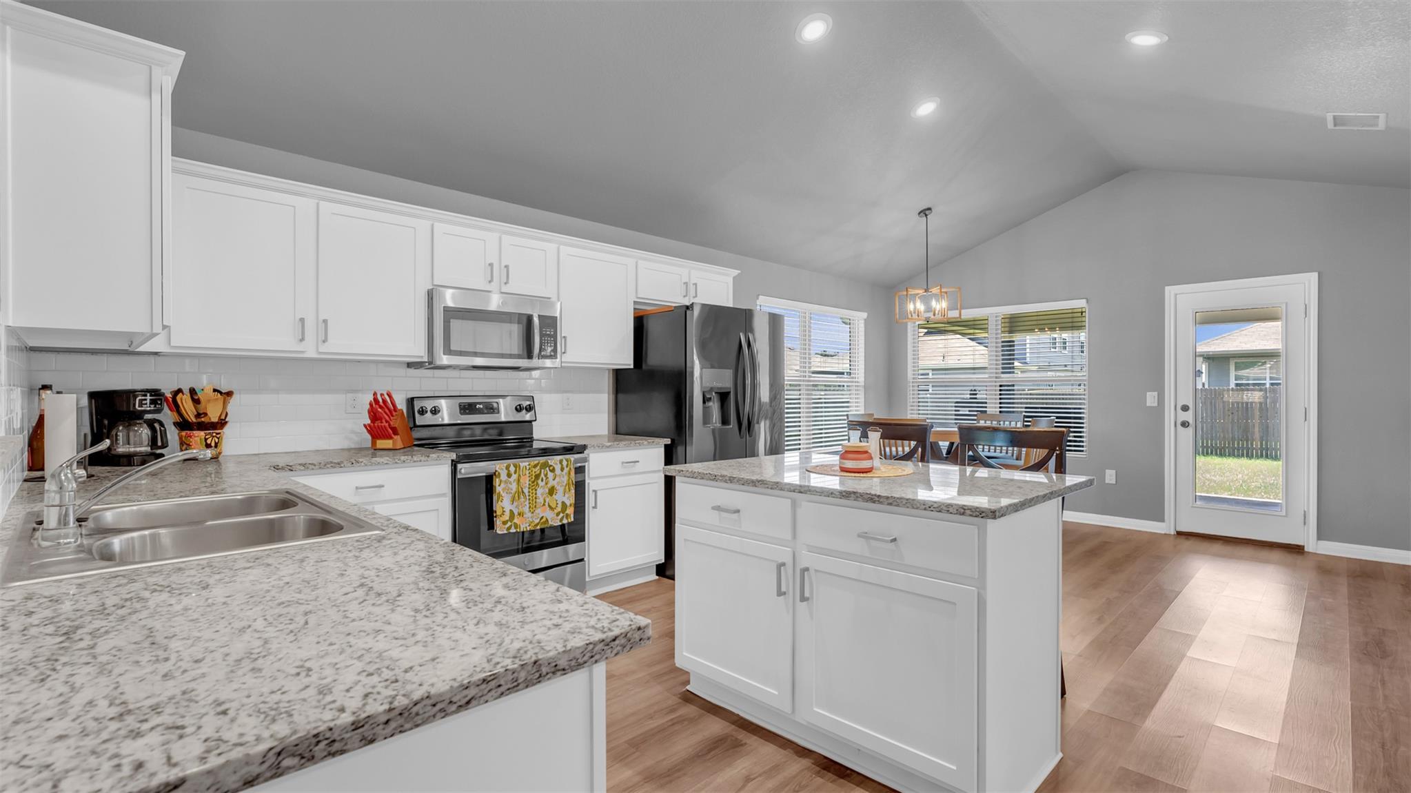 440 Dove Trl, Bertram, TX 78605