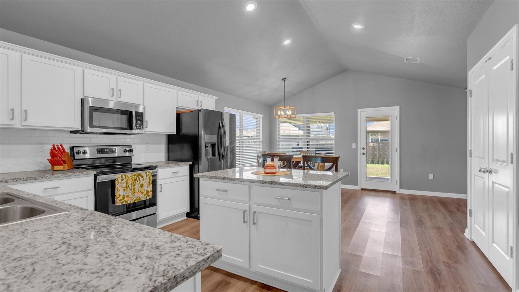 440 Dove Trl, Bertram, TX 78605