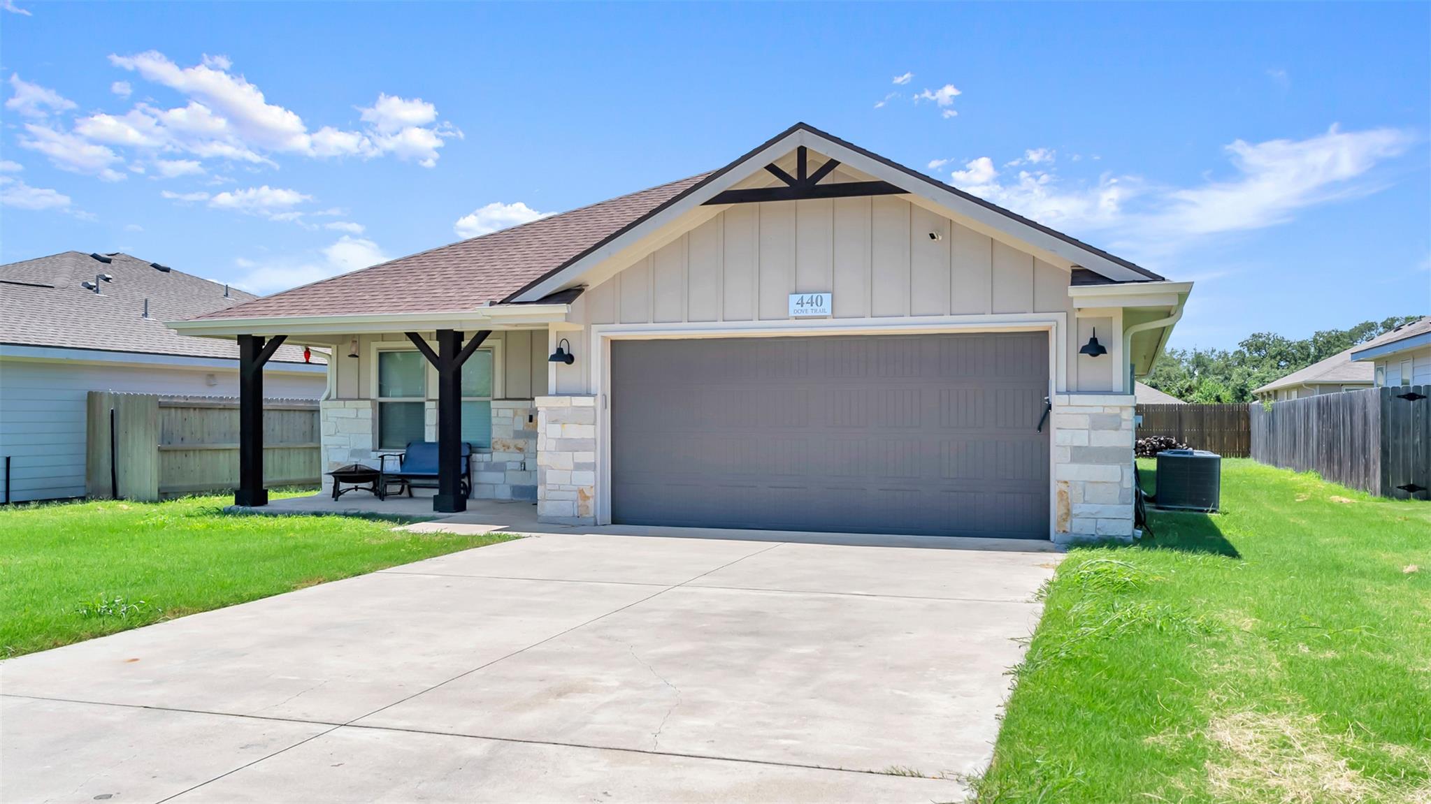 440 Dove Trl, Bertram, TX 78605