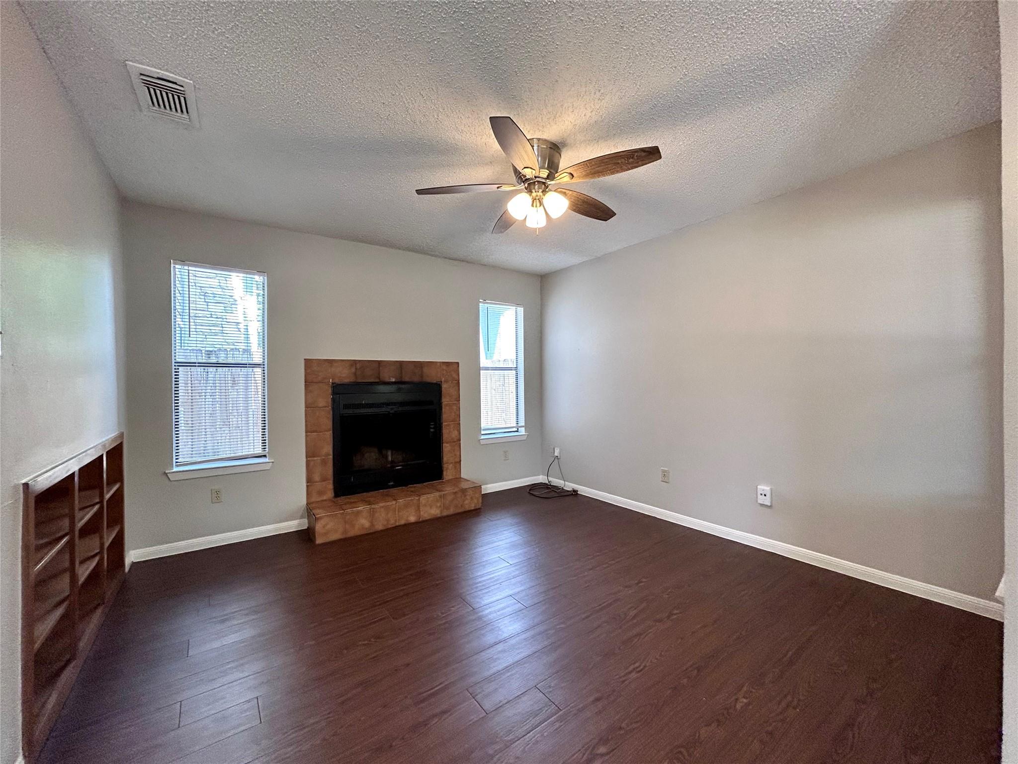 8900 Schick Rd # A, Austin, TX 78729