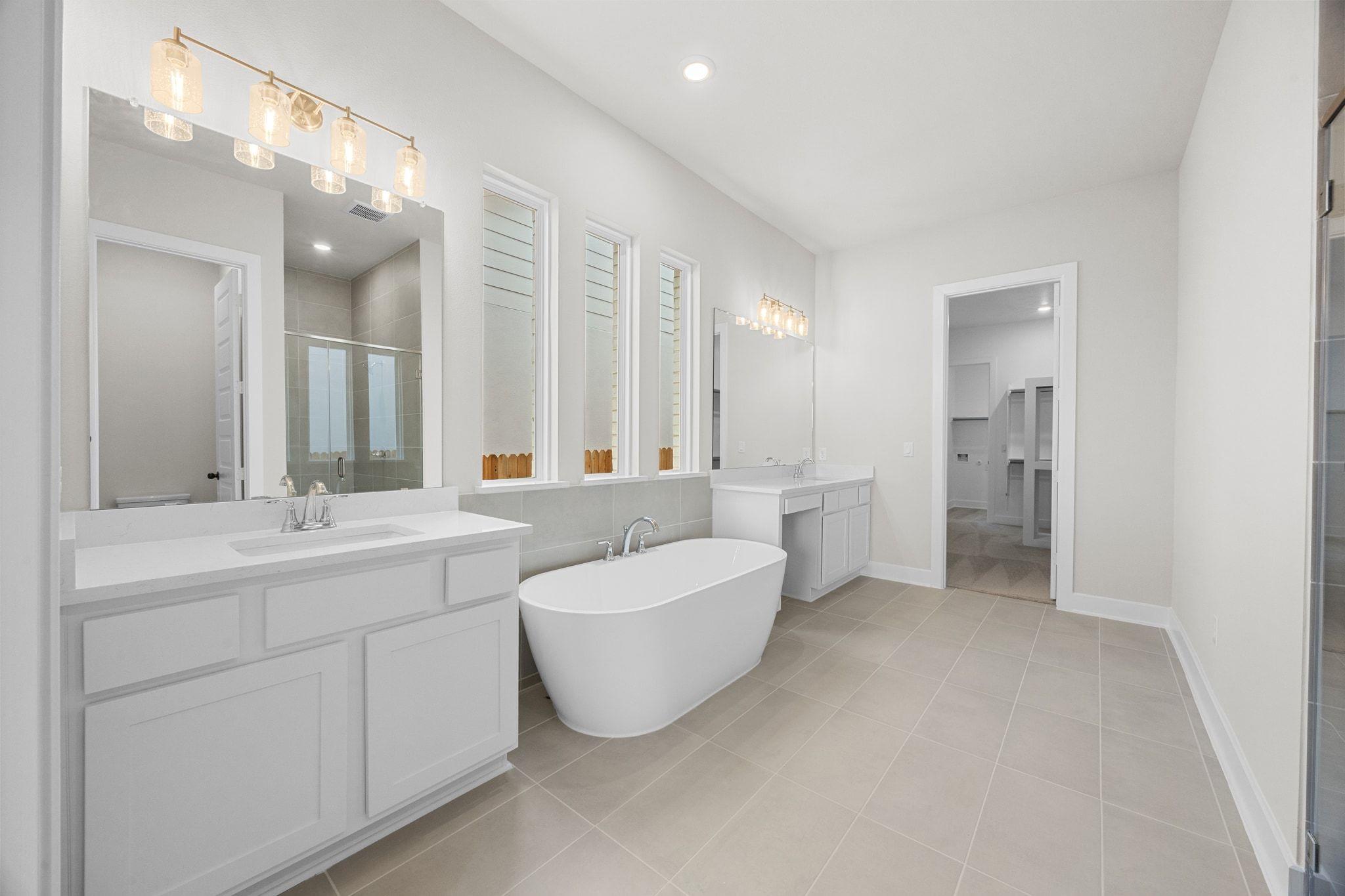 100 Montecilo Dr, Liberty Hill, TX 78642