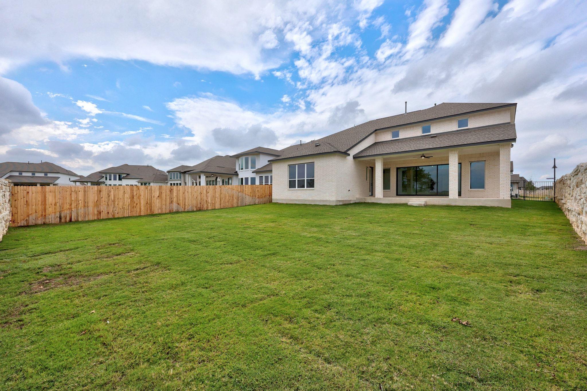 100 Montecilo Dr, Liberty Hill, TX 78642