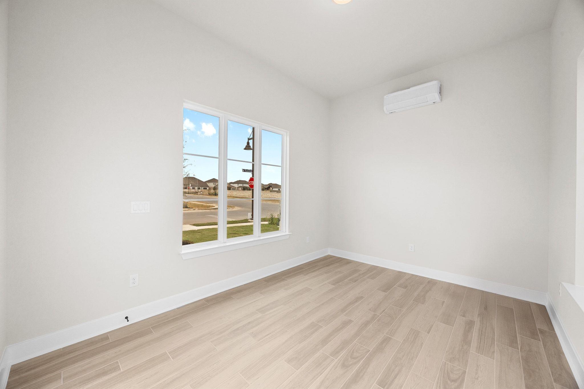 100 Montecilo Dr, Liberty Hill, TX 78642