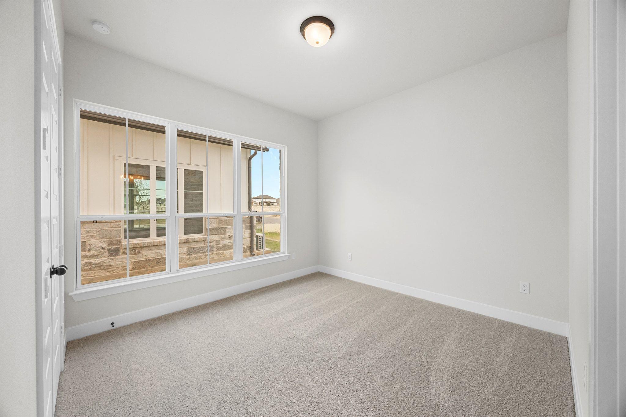 100 Montecilo Dr, Liberty Hill, TX 78642