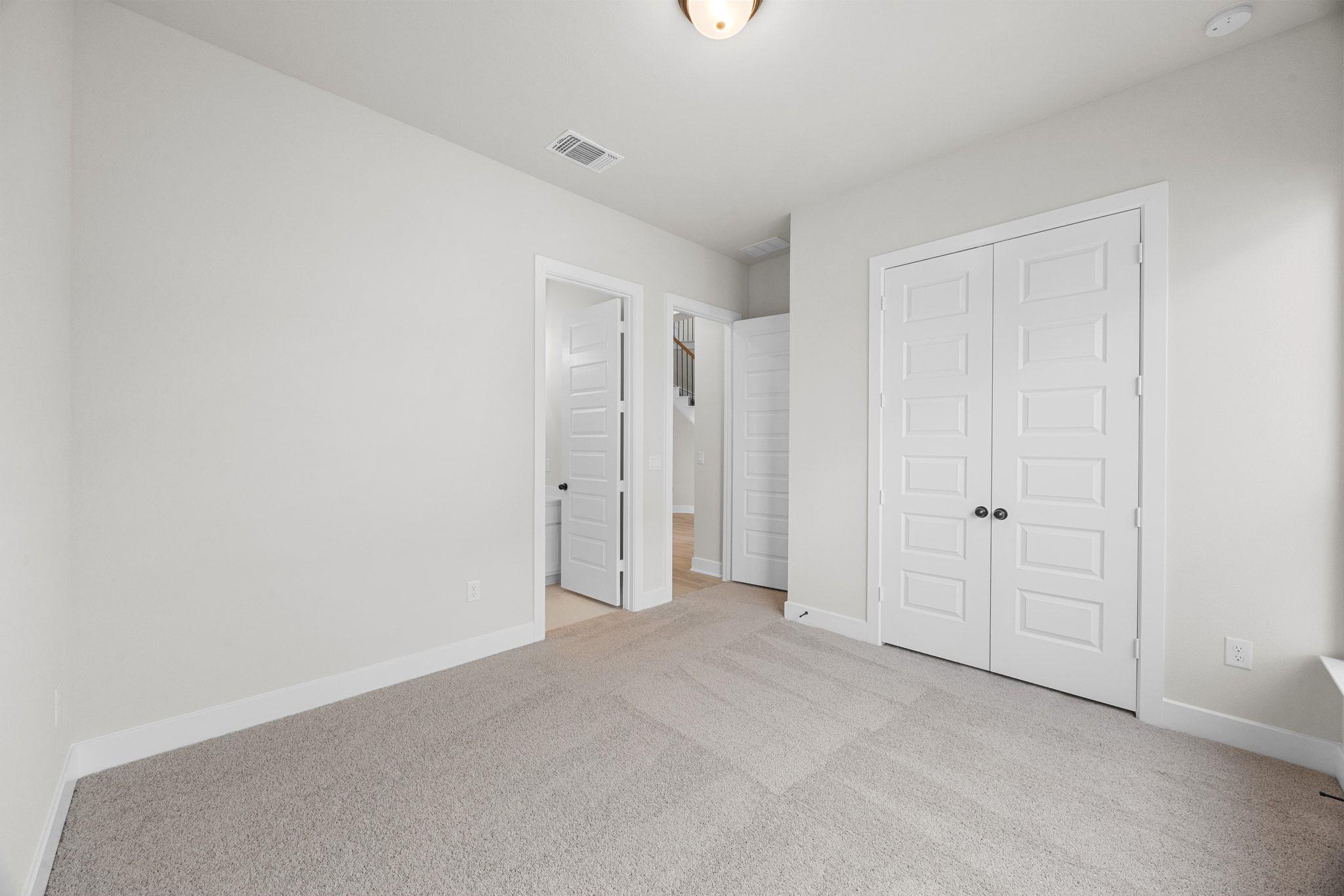 100 Montecilo Dr, Liberty Hill, TX 78642