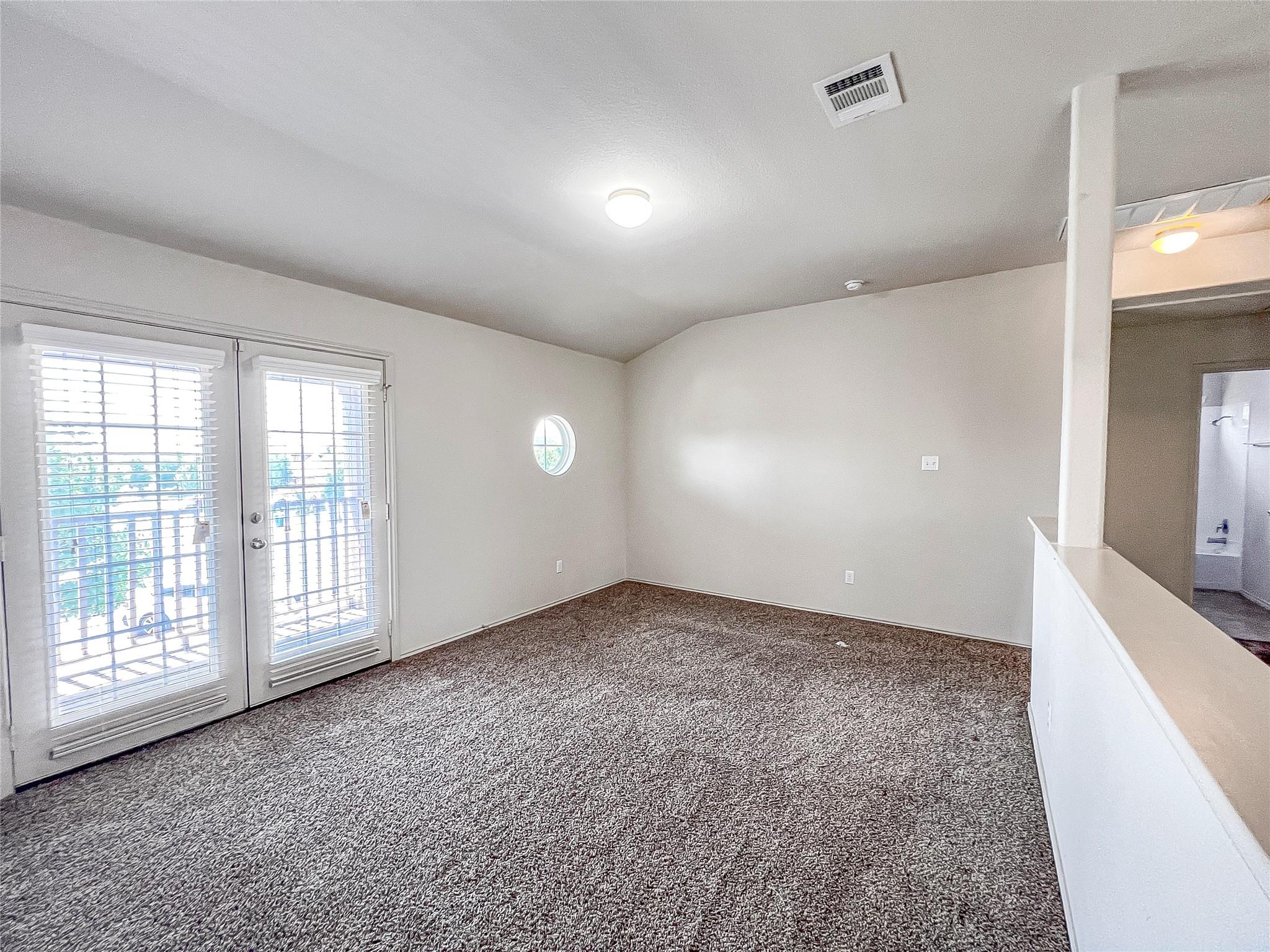 212 Foster Ln, Jarrell, TX 76537