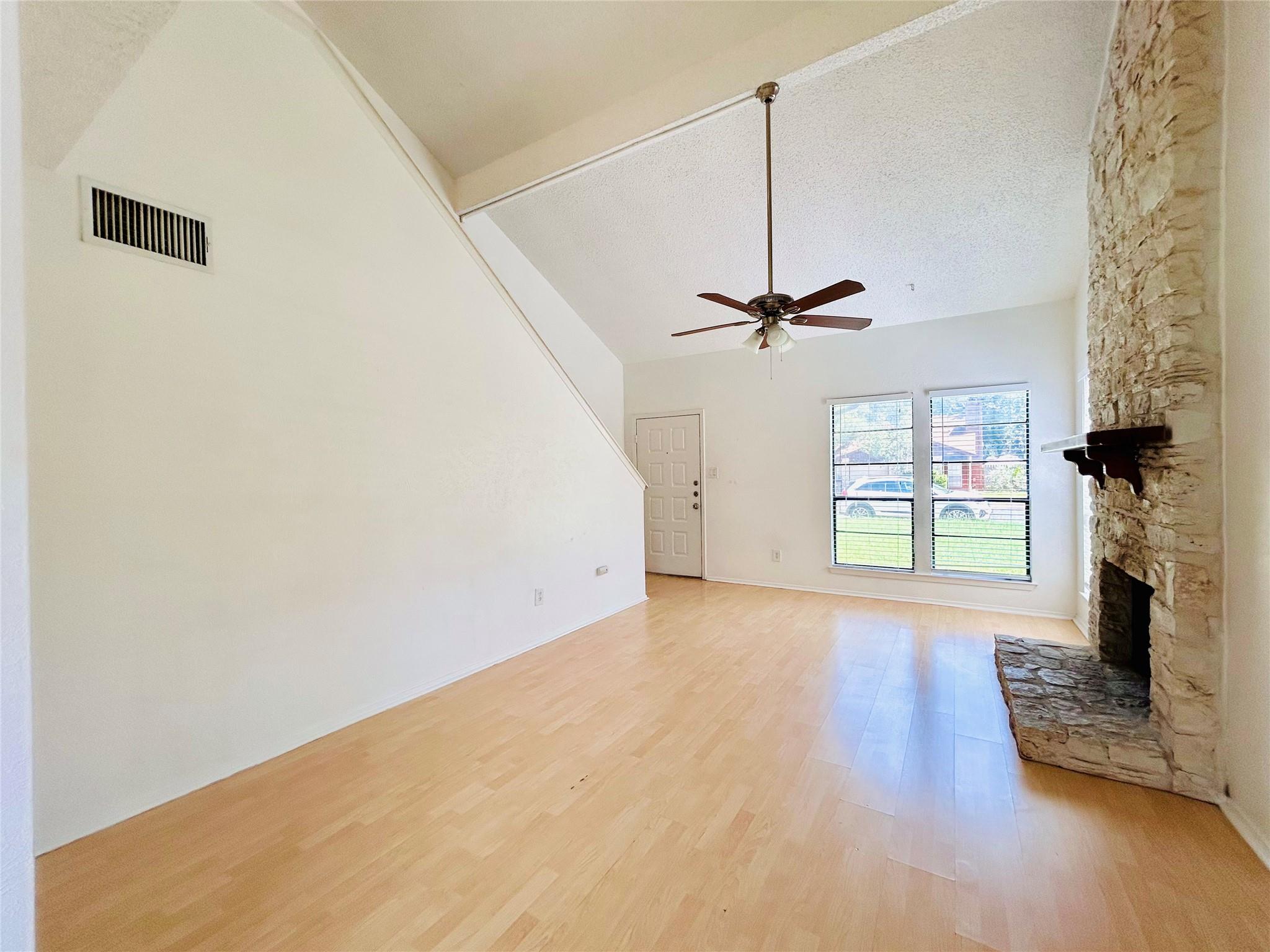 8800 Clearbrook Trl # B, Austin, TX 78729