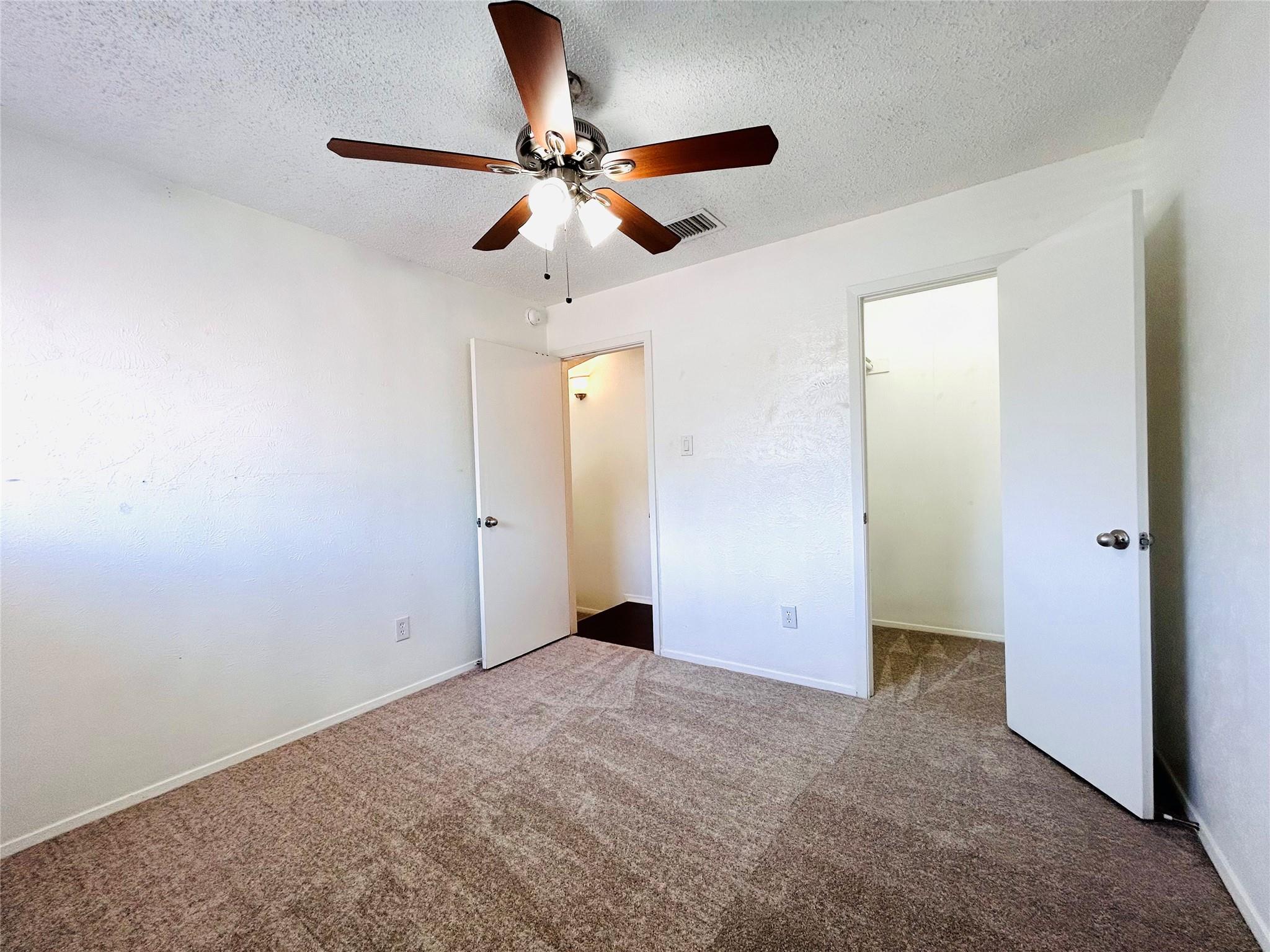8800 Clearbrook Trl # B, Austin, TX 78729