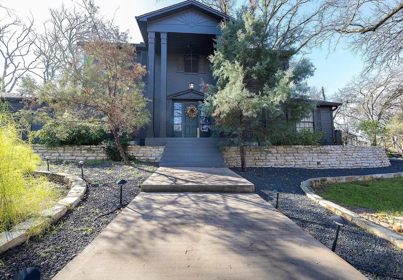 6106 Cherrylawn Cir, Austin, TX 78723