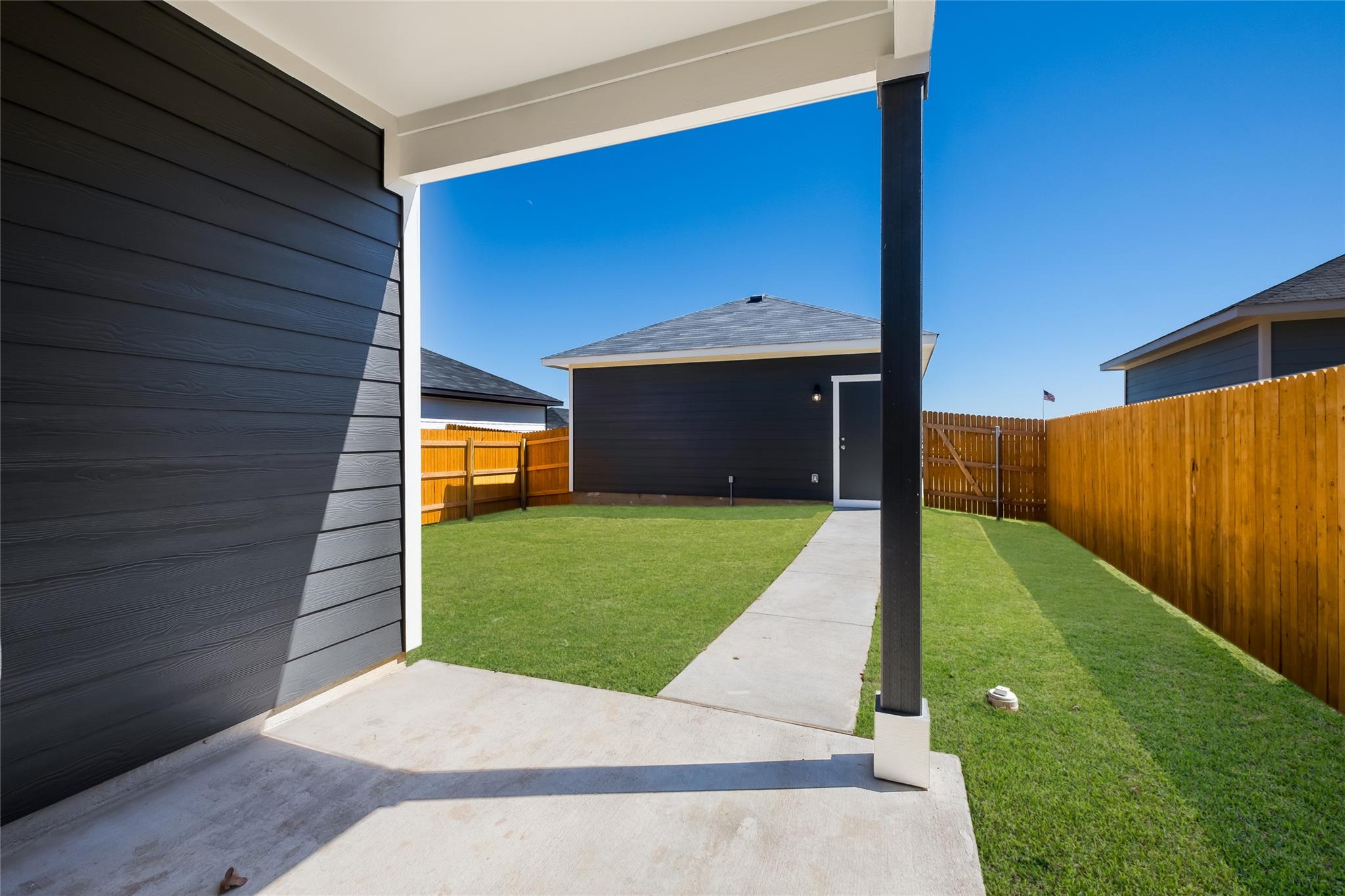 310 Puerto Plata Ave, Bastrop, TX 78602