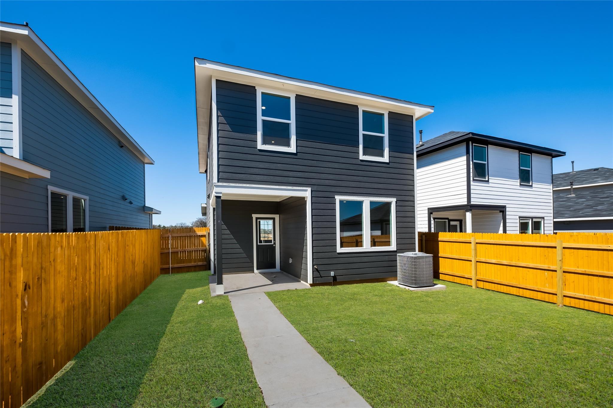 310 Puerto Plata Ave, Bastrop, TX 78602