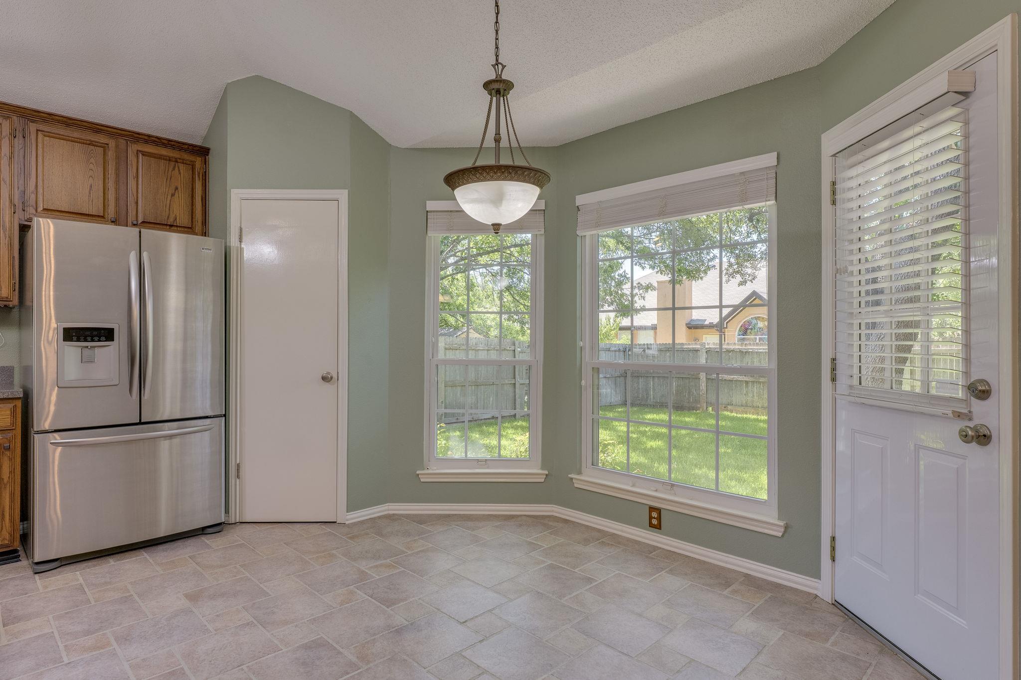 6611 Carisbrooke Ln, Austin, TX 78754