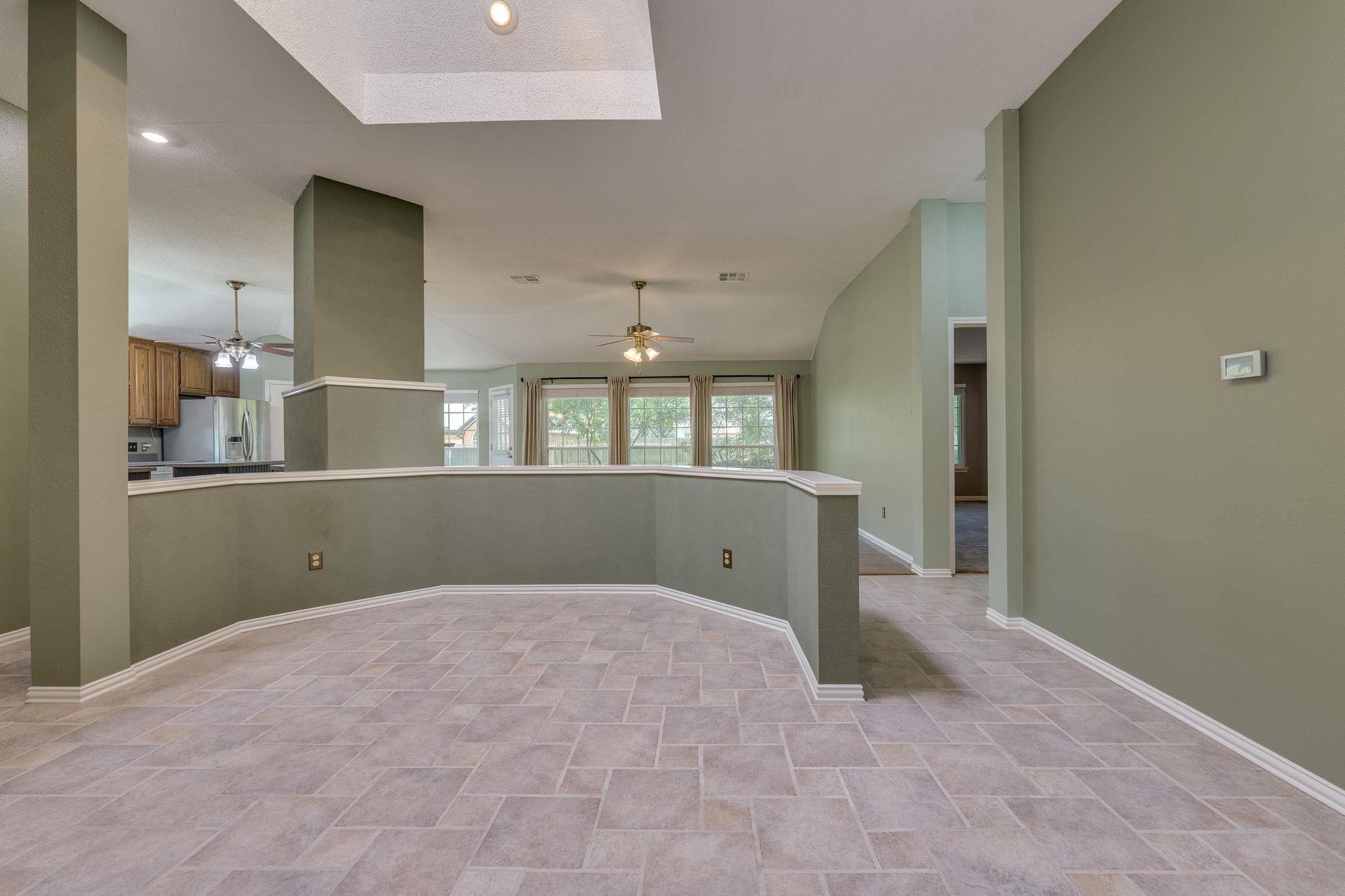 6611 Carisbrooke Ln, Austin, TX 78754