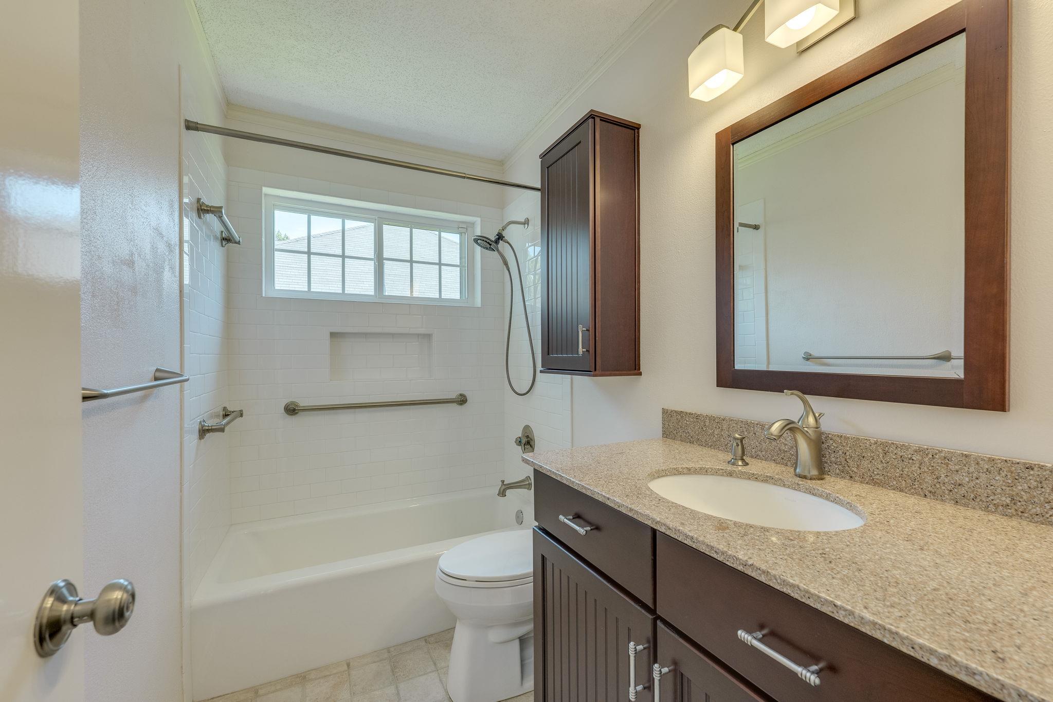 6611 Carisbrooke Ln, Austin, TX 78754
