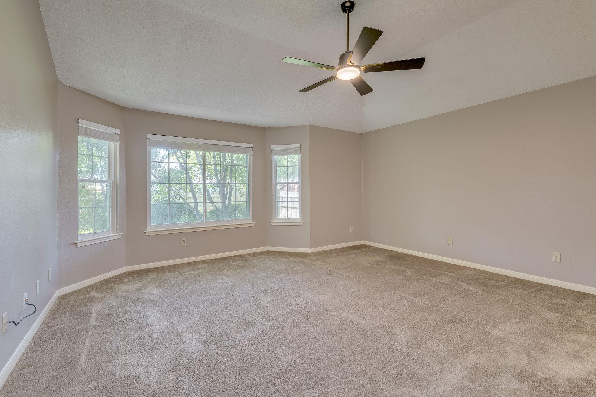 6611 Carisbrooke Ln, Austin, TX 78754