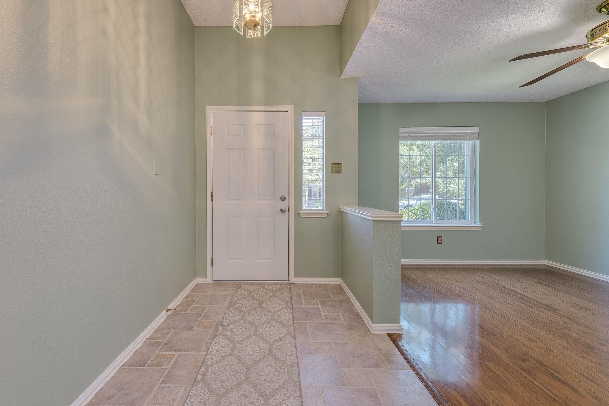 6611 Carisbrooke Ln, Austin, TX 78754