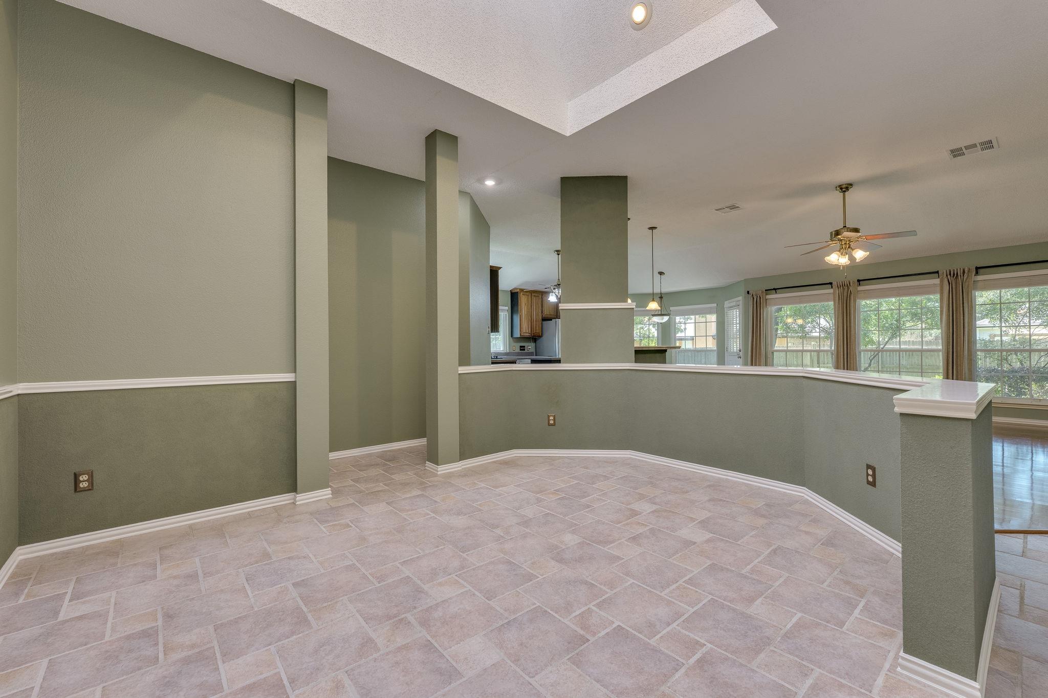 6611 Carisbrooke Ln, Austin, TX 78754