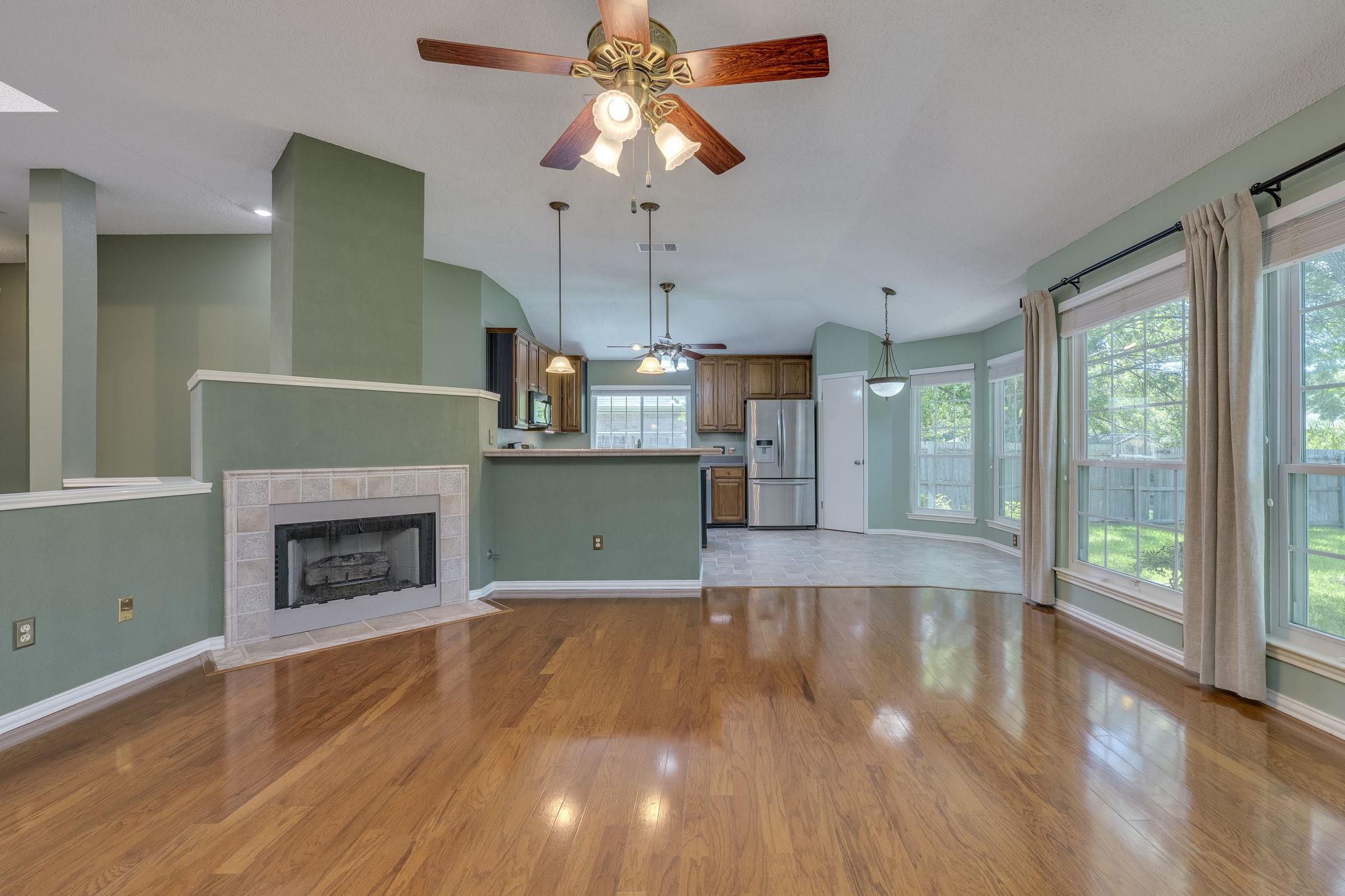 6611 Carisbrooke Ln, Austin, TX 78754