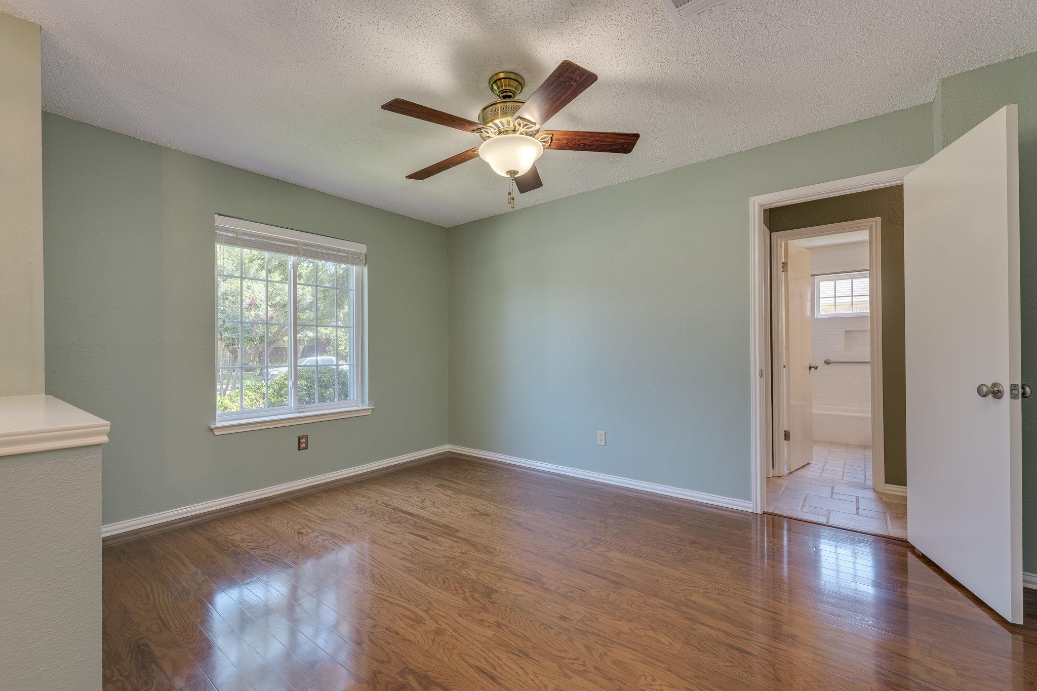 6611 Carisbrooke Ln, Austin, TX 78754