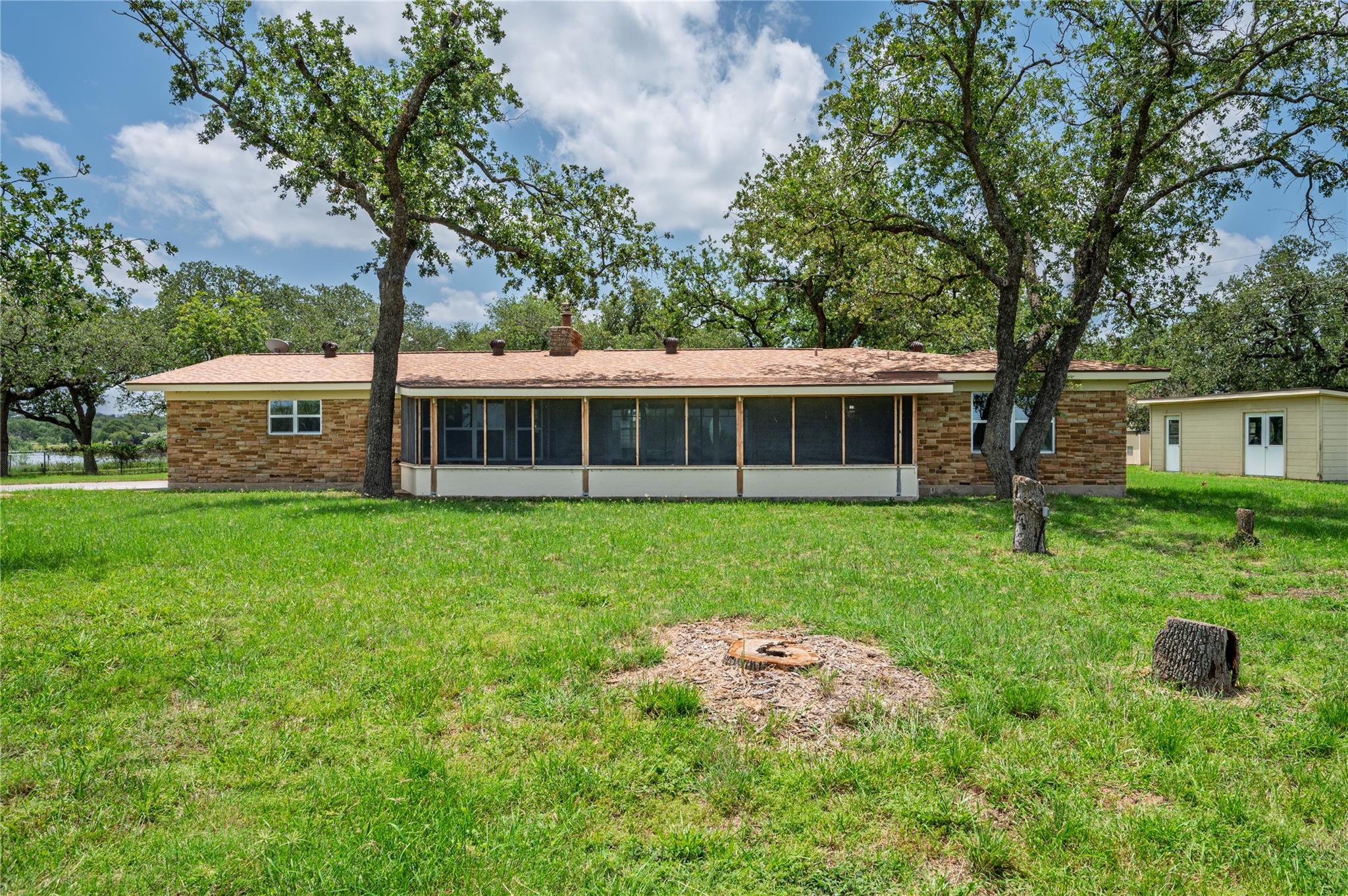 119 Lasso Loop, Burnet, TX 78611