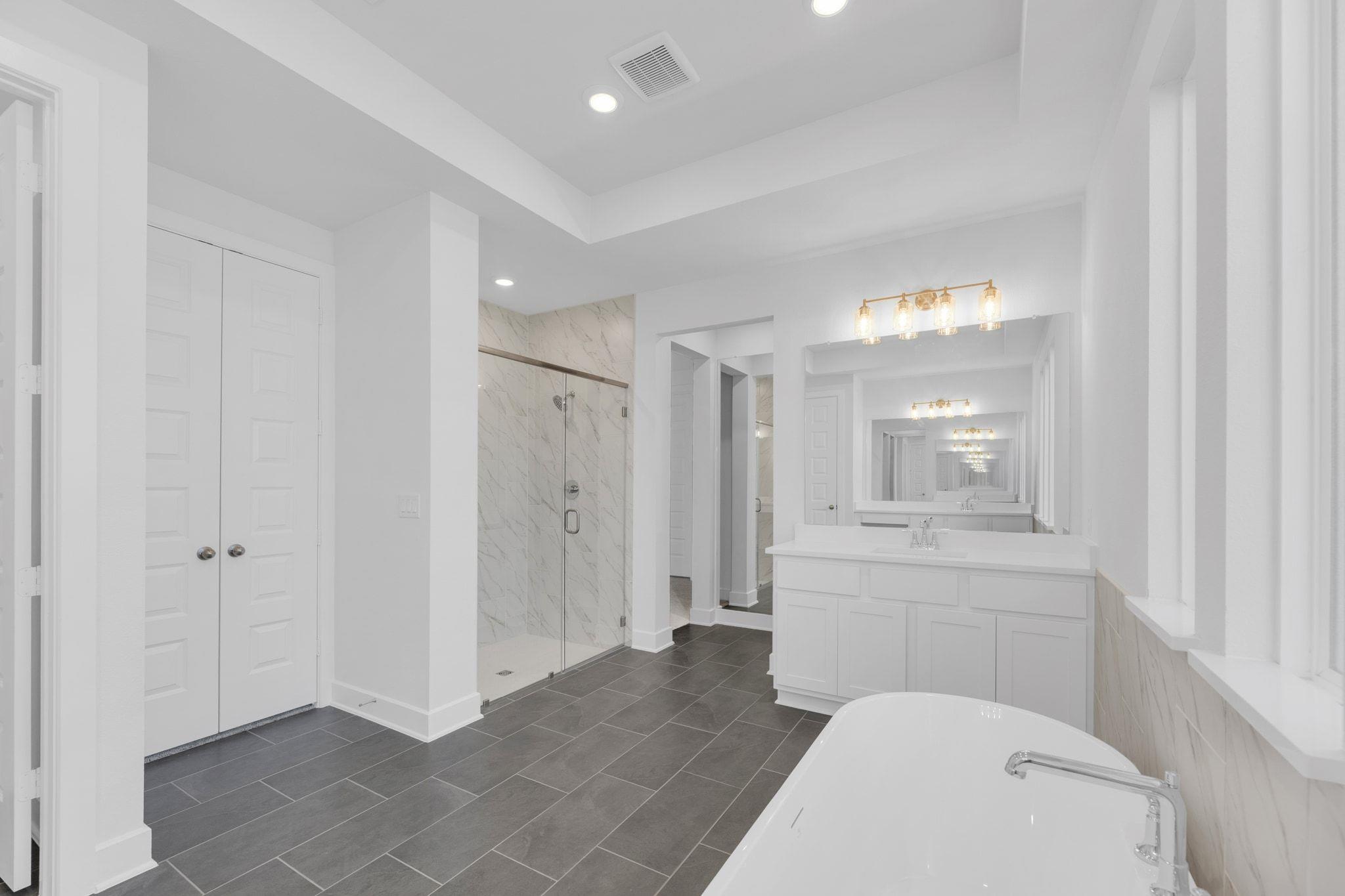 146 Montecilo Dr, Liberty Hill, TX 78642