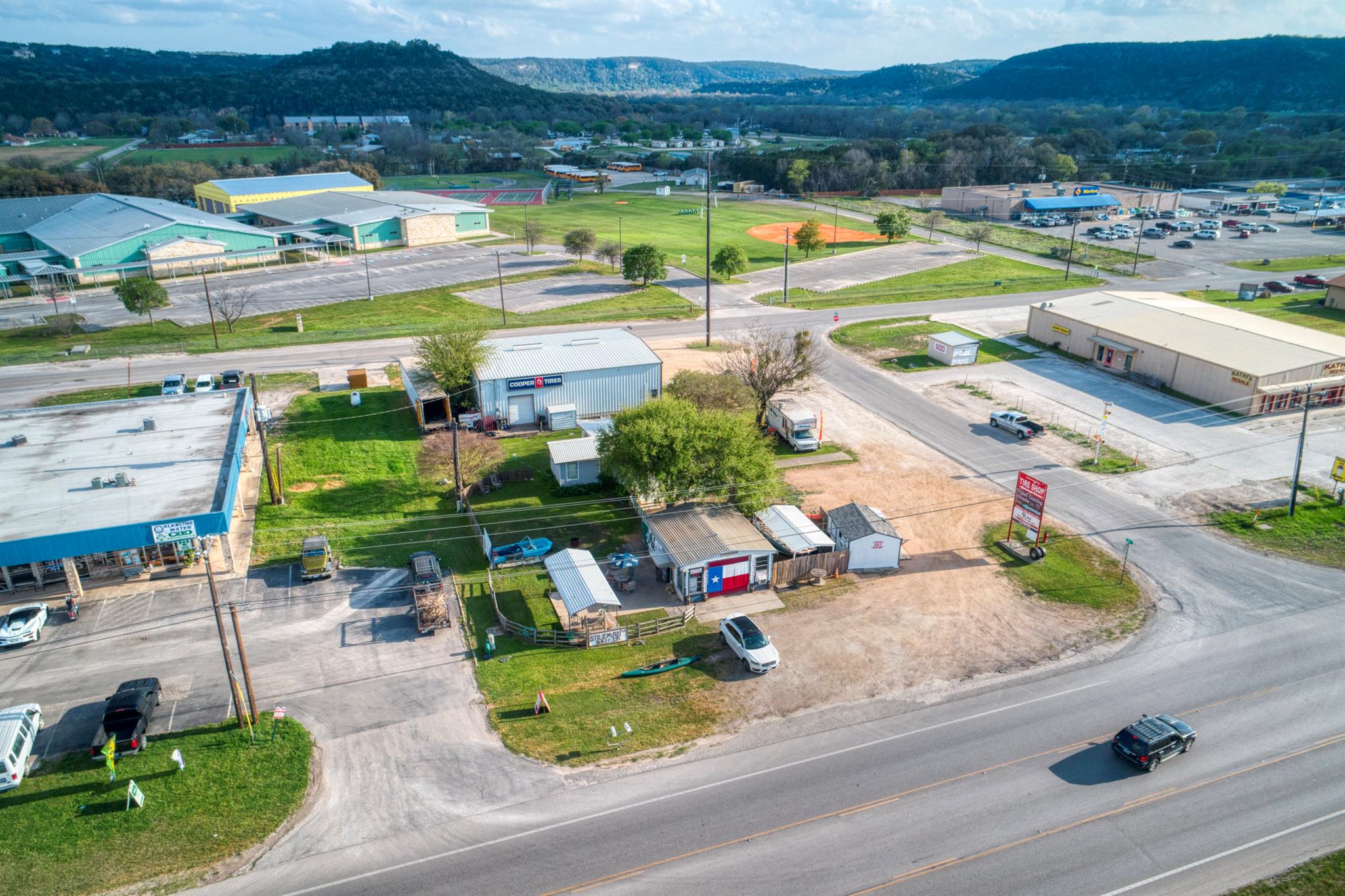 1253 FM 2673 Rds, Canyon Lake, TX 78133