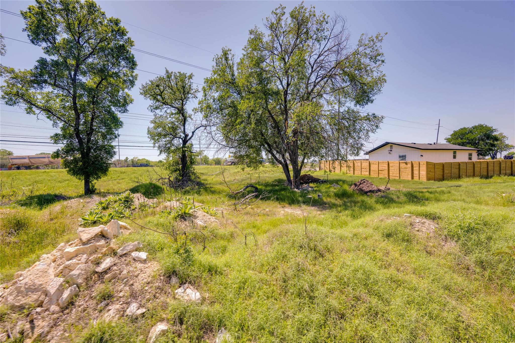 1507 E Bastrop Hwy, Austin, TX 78742