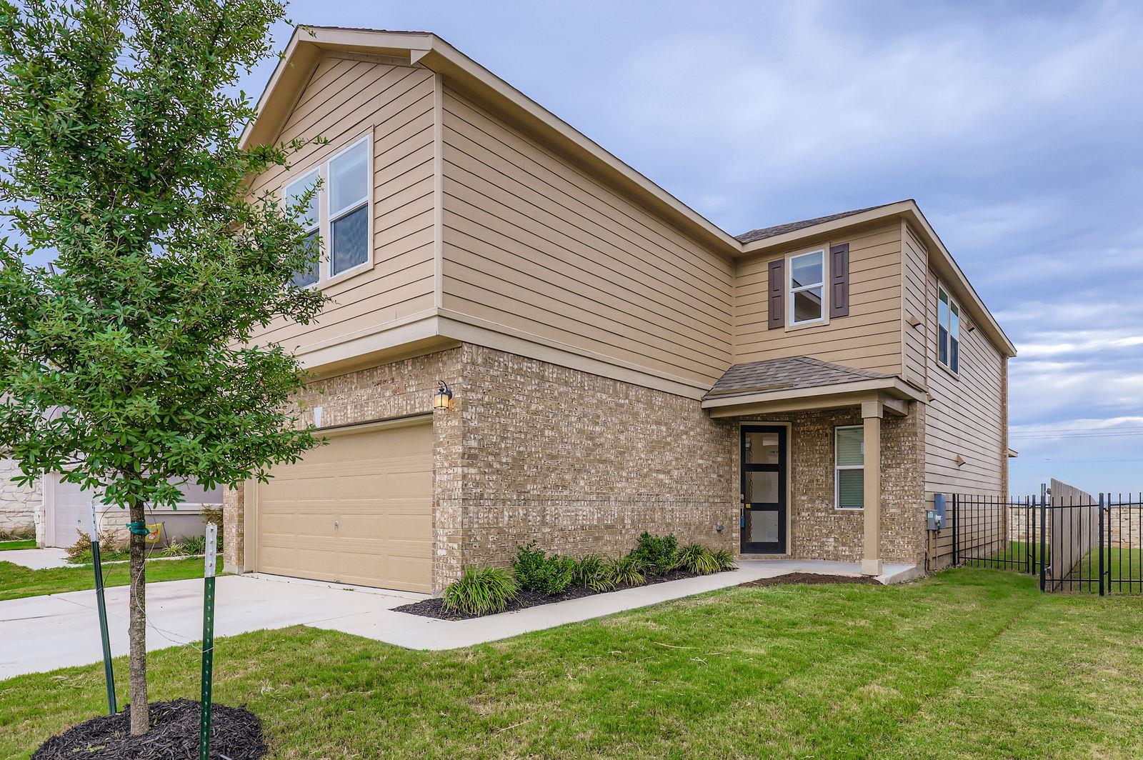 7806 Song Sparrow Dr # 4, Austin, TX 78744
