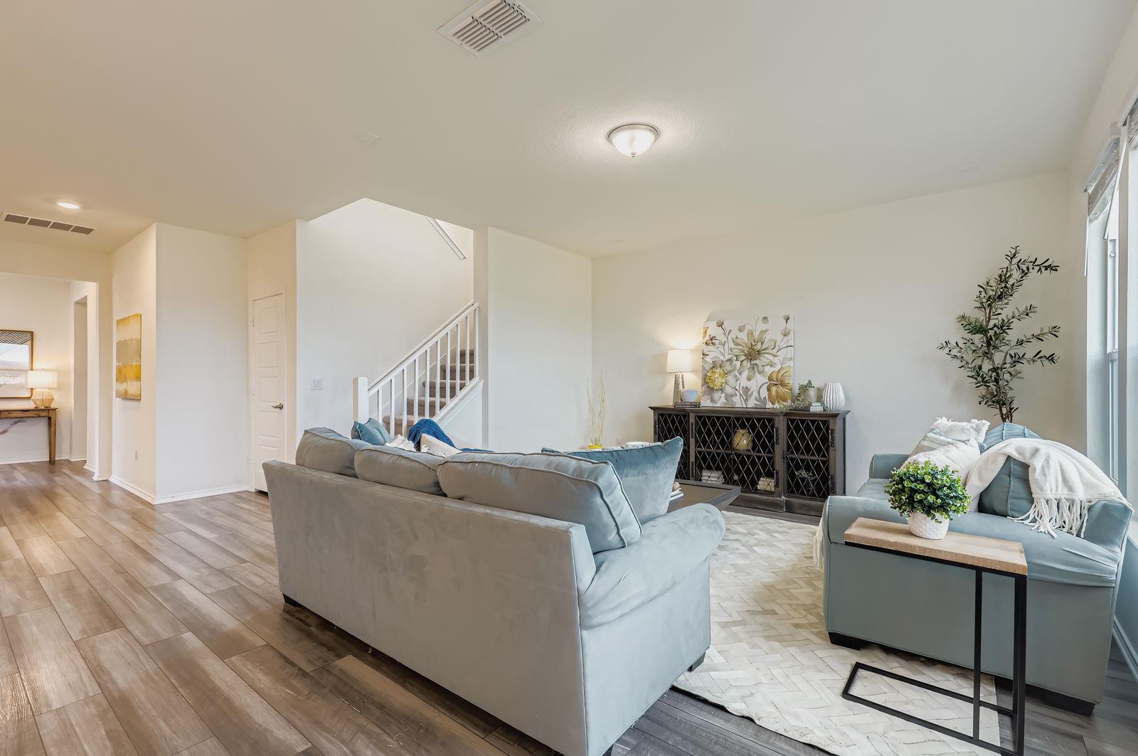 7806 Song Sparrow Dr # 4, Austin, TX 78744