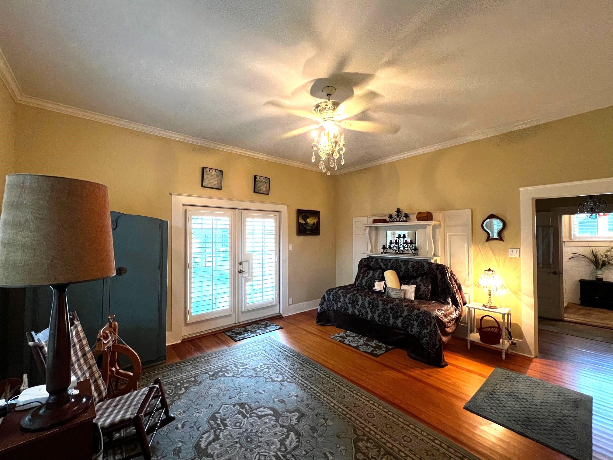 504 South Franklin, La Grange, TX 78945