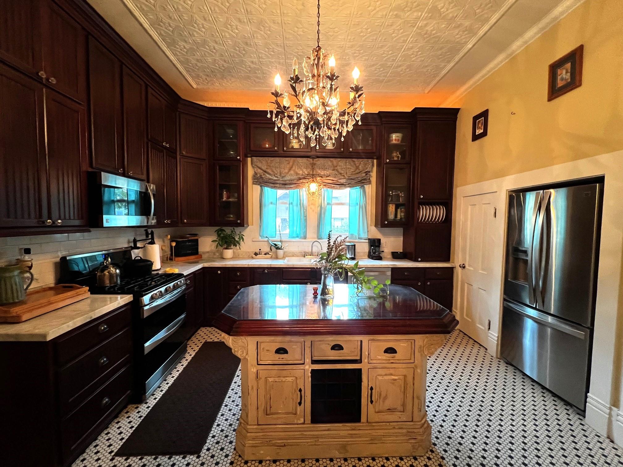 504 South Franklin, La Grange, TX 78945